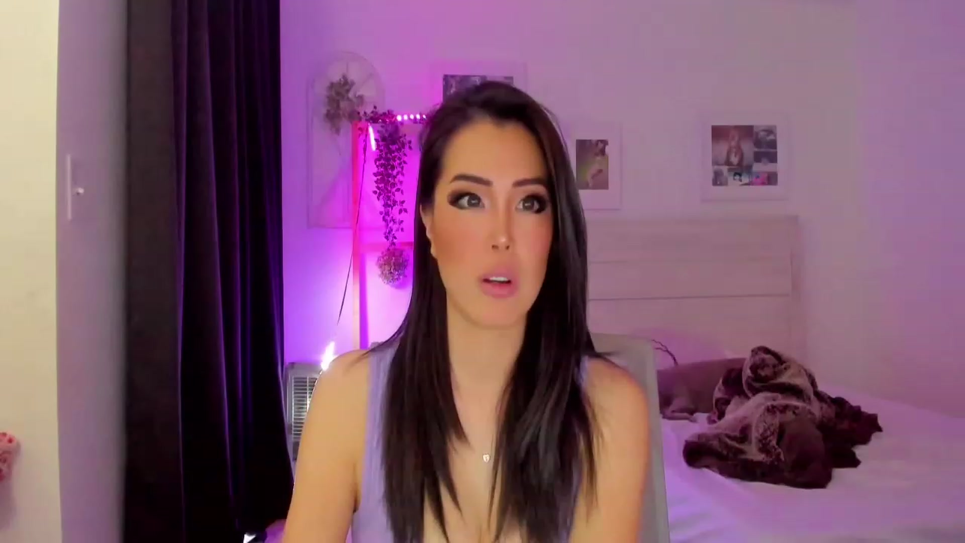 Gallery image thumbnail from Bunni_'s myfreecams stream on, 06/24/2023, 05:47 image 16 of 20