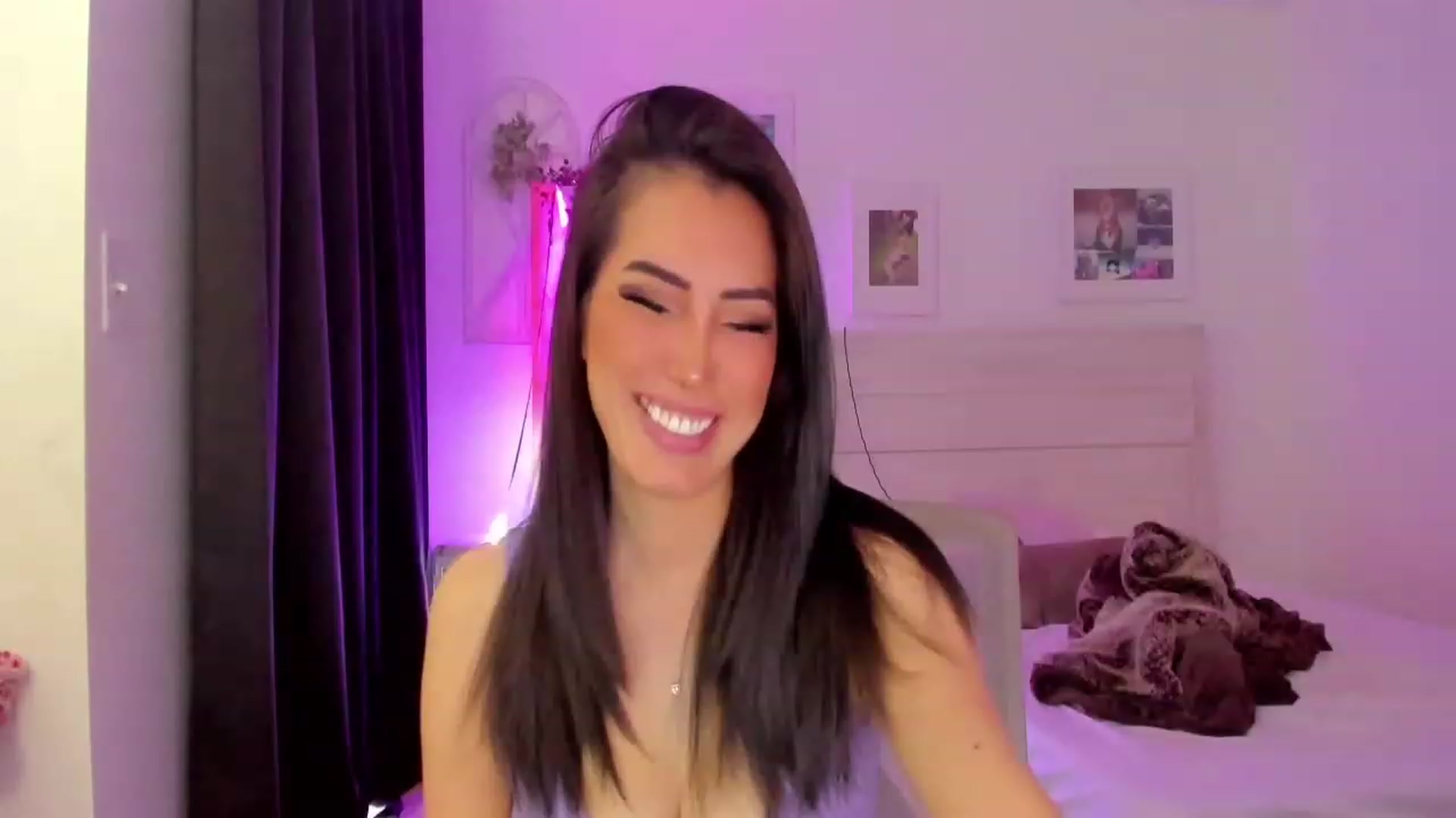 Gallery image thumbnail from Bunni_'s myfreecams stream on, 06/24/2023, 05:47 image 9 of 20