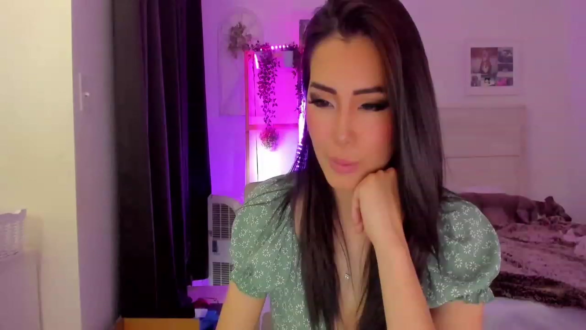 Gallery image thumbnail from Bunni_'s myfreecams stream on, 06/25/2023, 06:11 image 20 of 20
