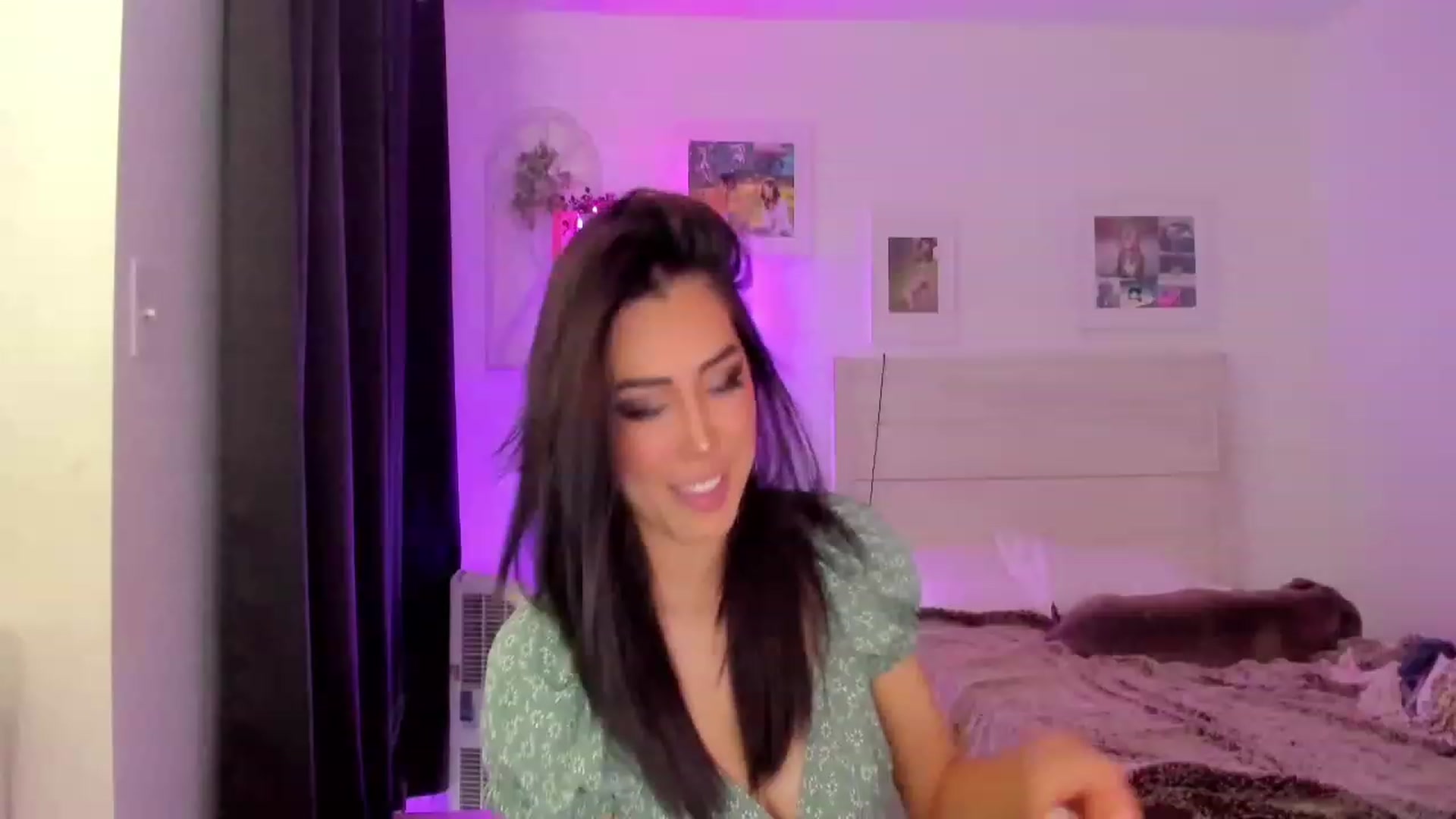 Gallery image thumbnail from Bunni_'s myfreecams stream on, 06/25/2023, 06:11 image 7 of 20