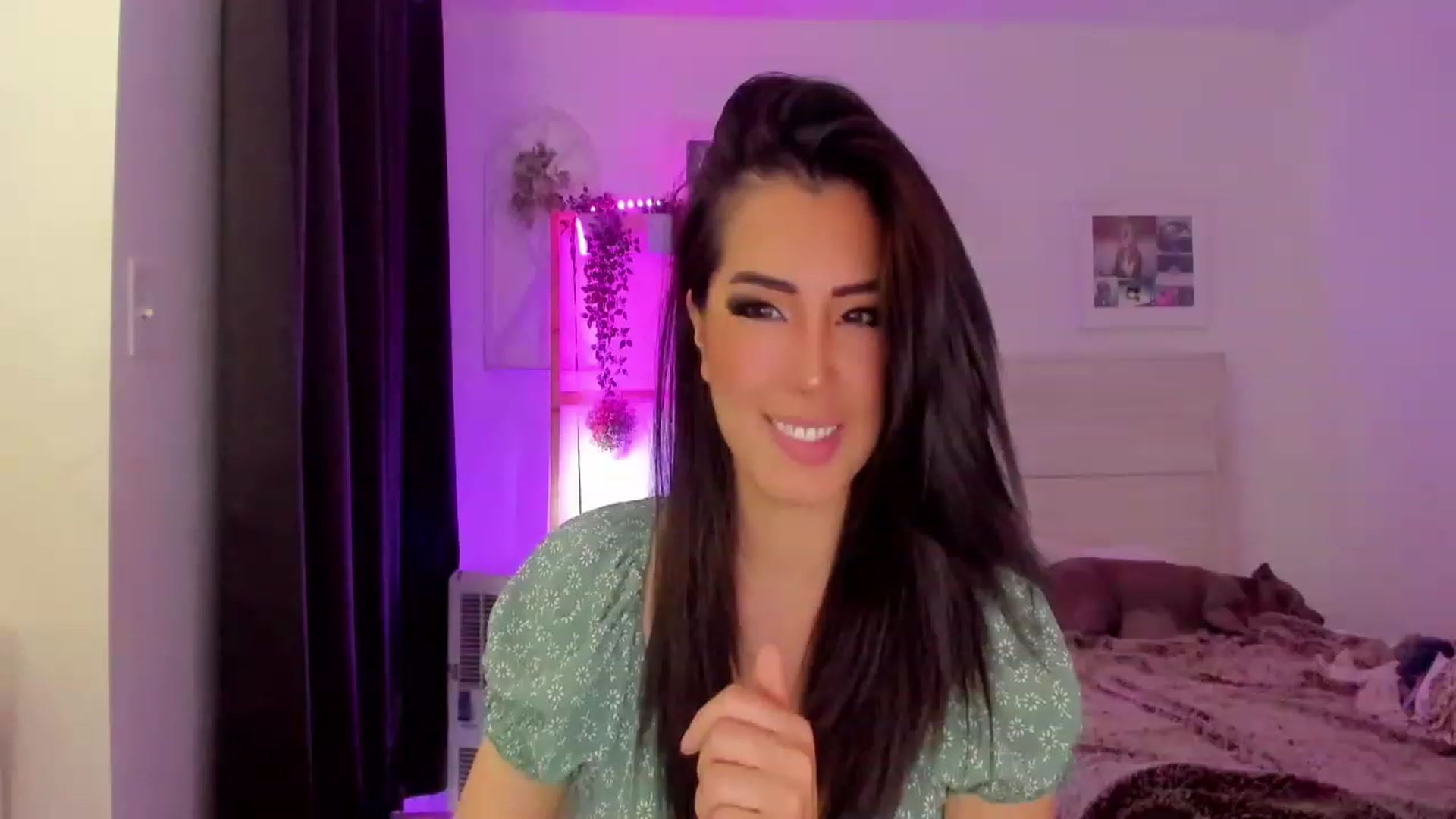 Gallery image thumbnail from Bunni_'s myfreecams stream on, 06/25/2023, 06:11 image 12 of 20