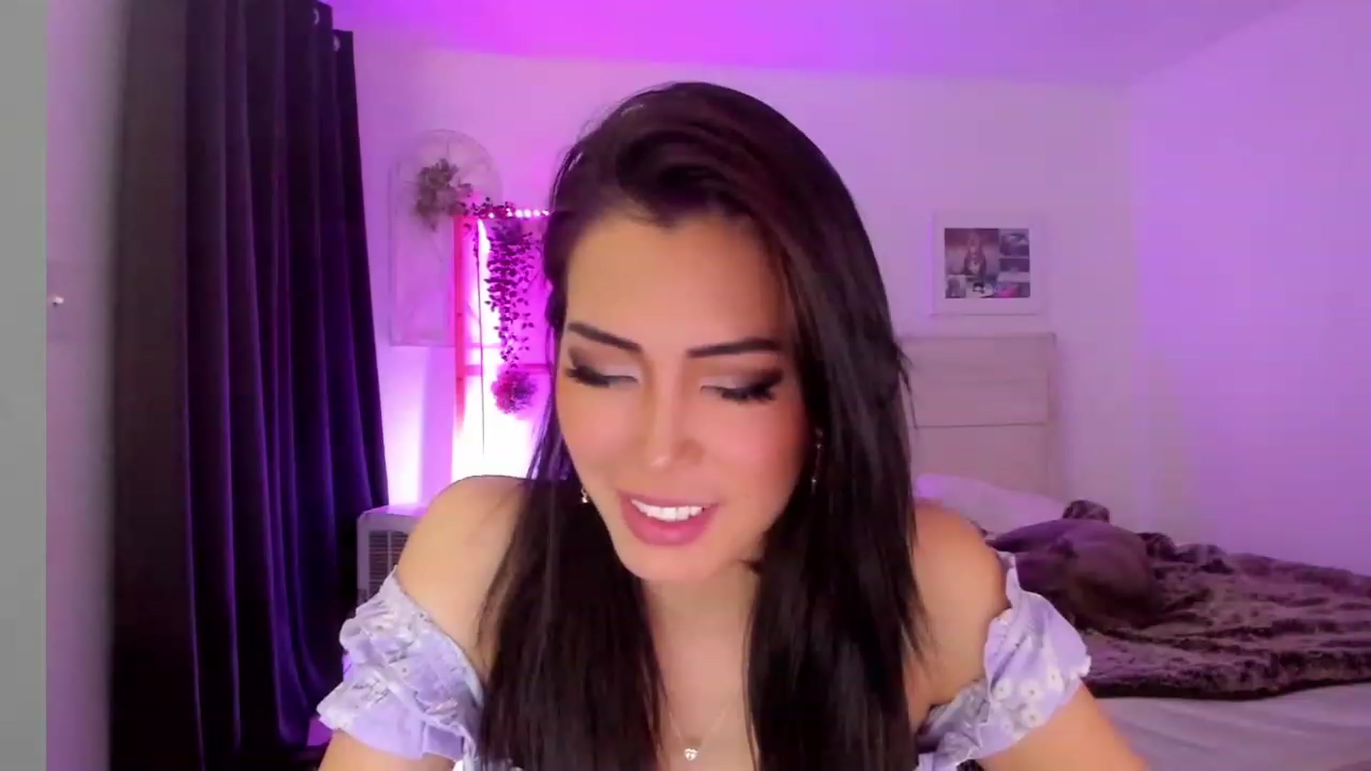 Gallery image thumbnail from Bunni_'s myfreecams stream on, 06/29/2023, 06:56 image 20 of 20