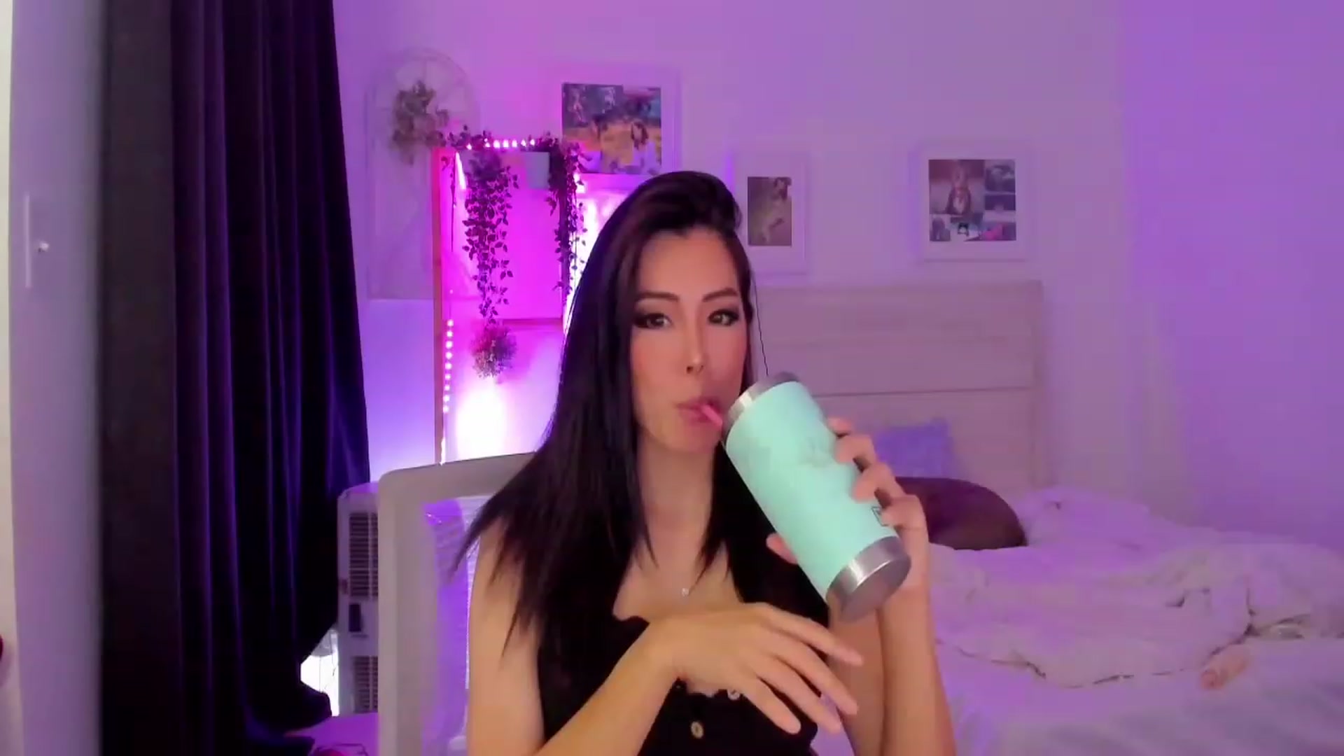 Gallery image thumbnail from Bunni_'s myfreecams stream on, 07/01/2023, 07:41 image 13 of 20