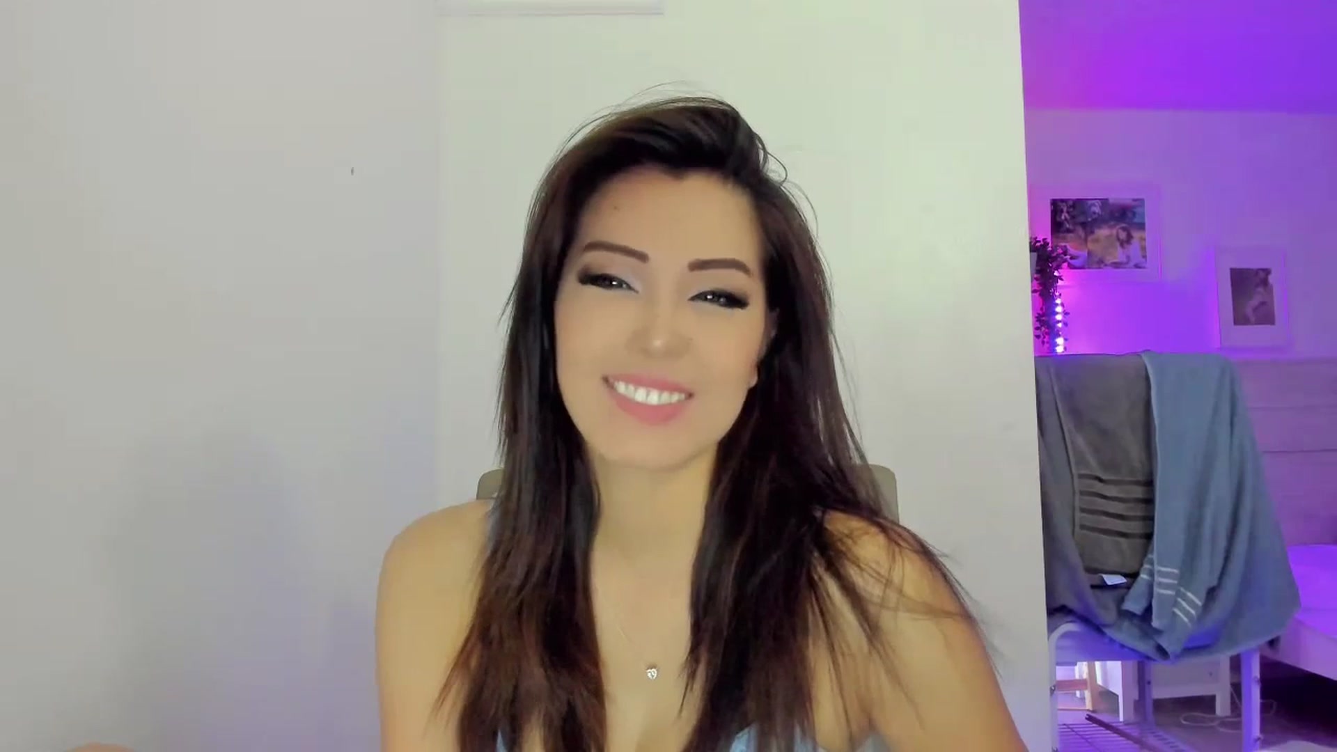 Gallery image thumbnail from Bunni_'s myfreecams stream on, 07/17/2023, 07:05 image 10 of 20