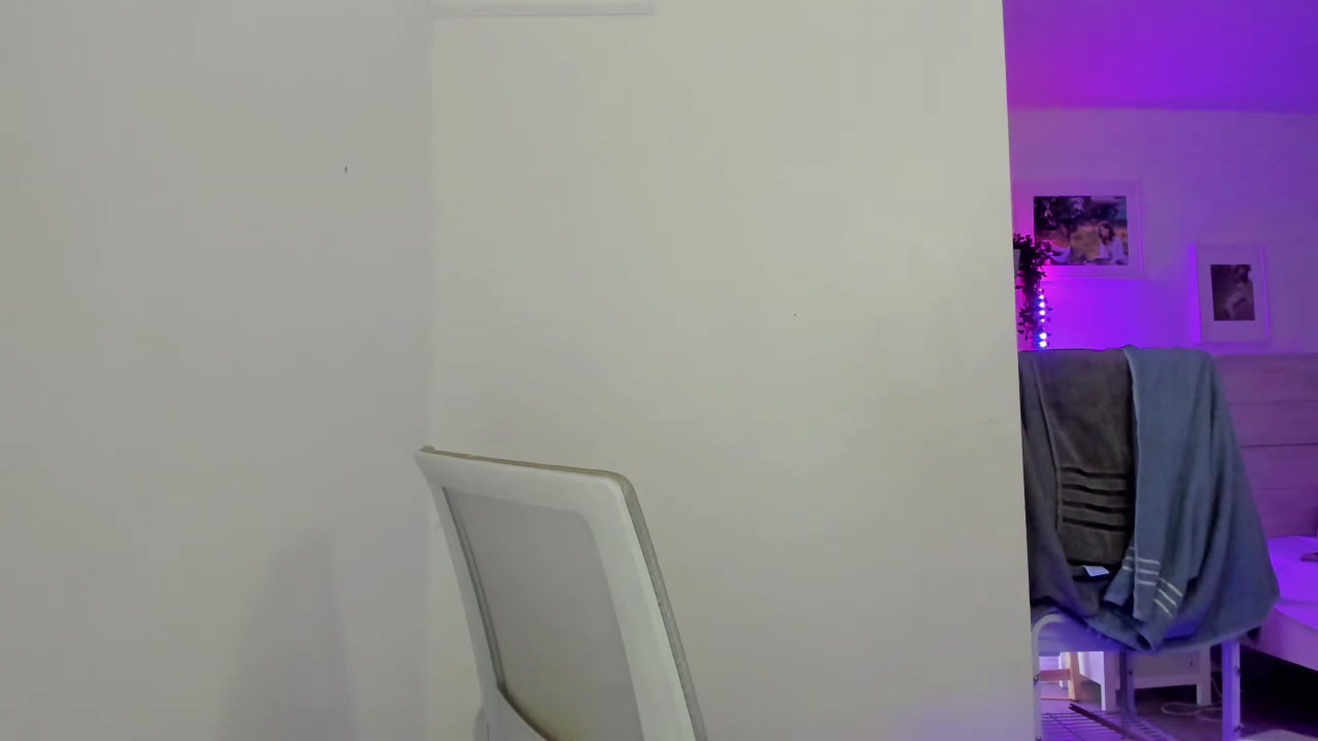 Gallery image thumbnail from Bunni_'s myfreecams stream on, 07/17/2023, 07:05 image 2 of 20