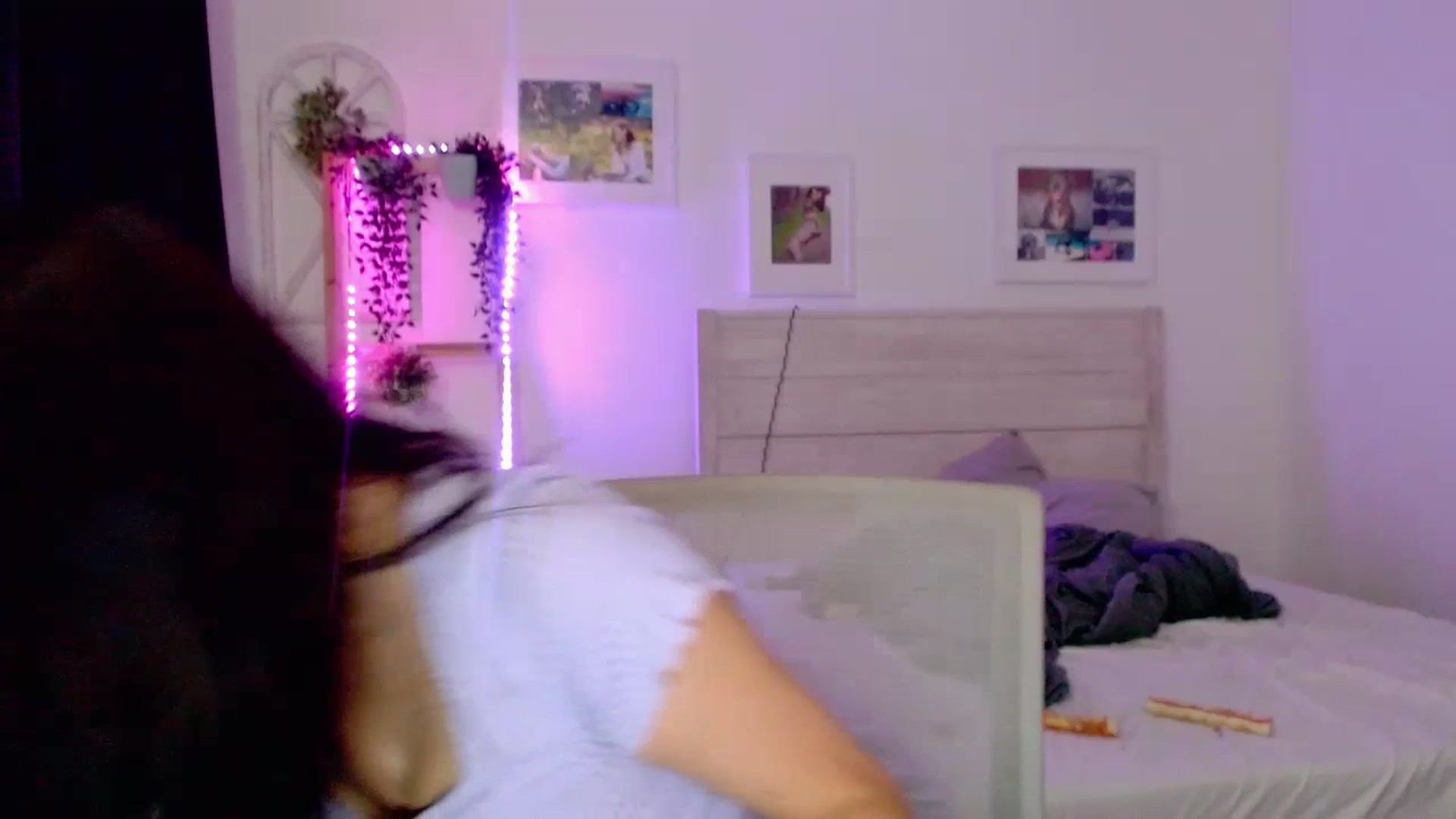Gallery image thumbnail from Bunni_'s myfreecams stream on, 07/18/2023, 06:13 image 14 of 20