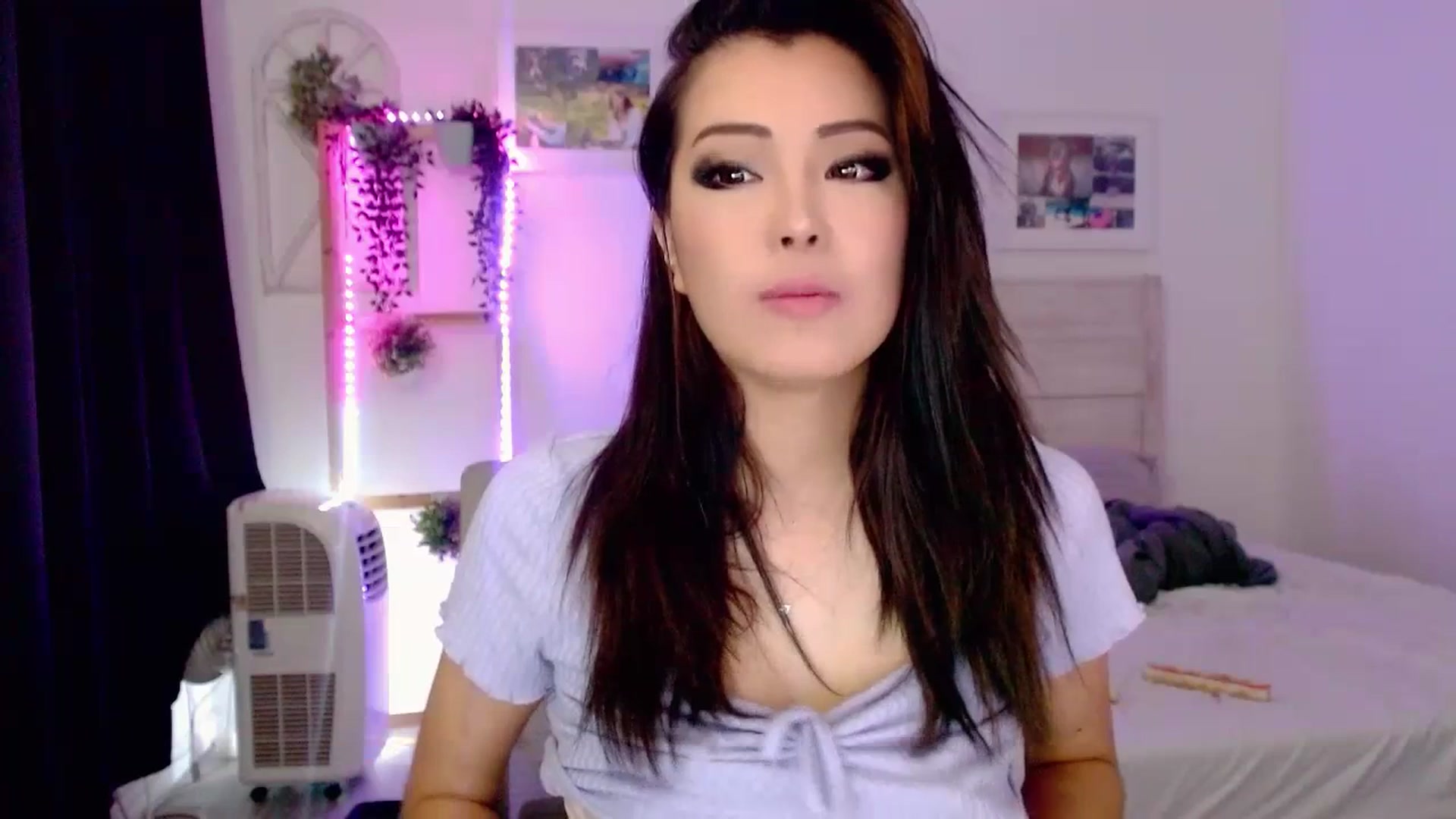 Gallery image thumbnail from Bunni_'s myfreecams stream on, 07/18/2023, 06:13 image 9 of 20