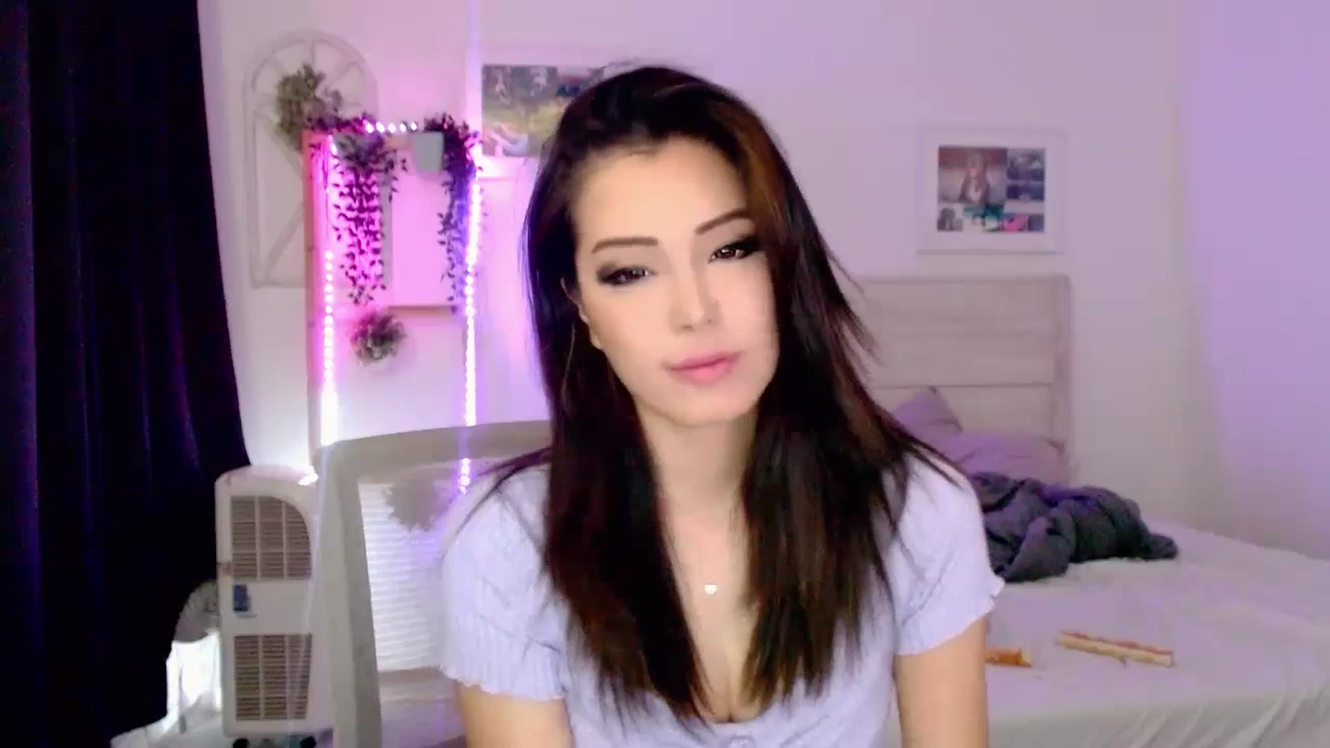 Gallery image thumbnail from Bunni_'s myfreecams stream on, 07/18/2023, 06:13 image 17 of 20