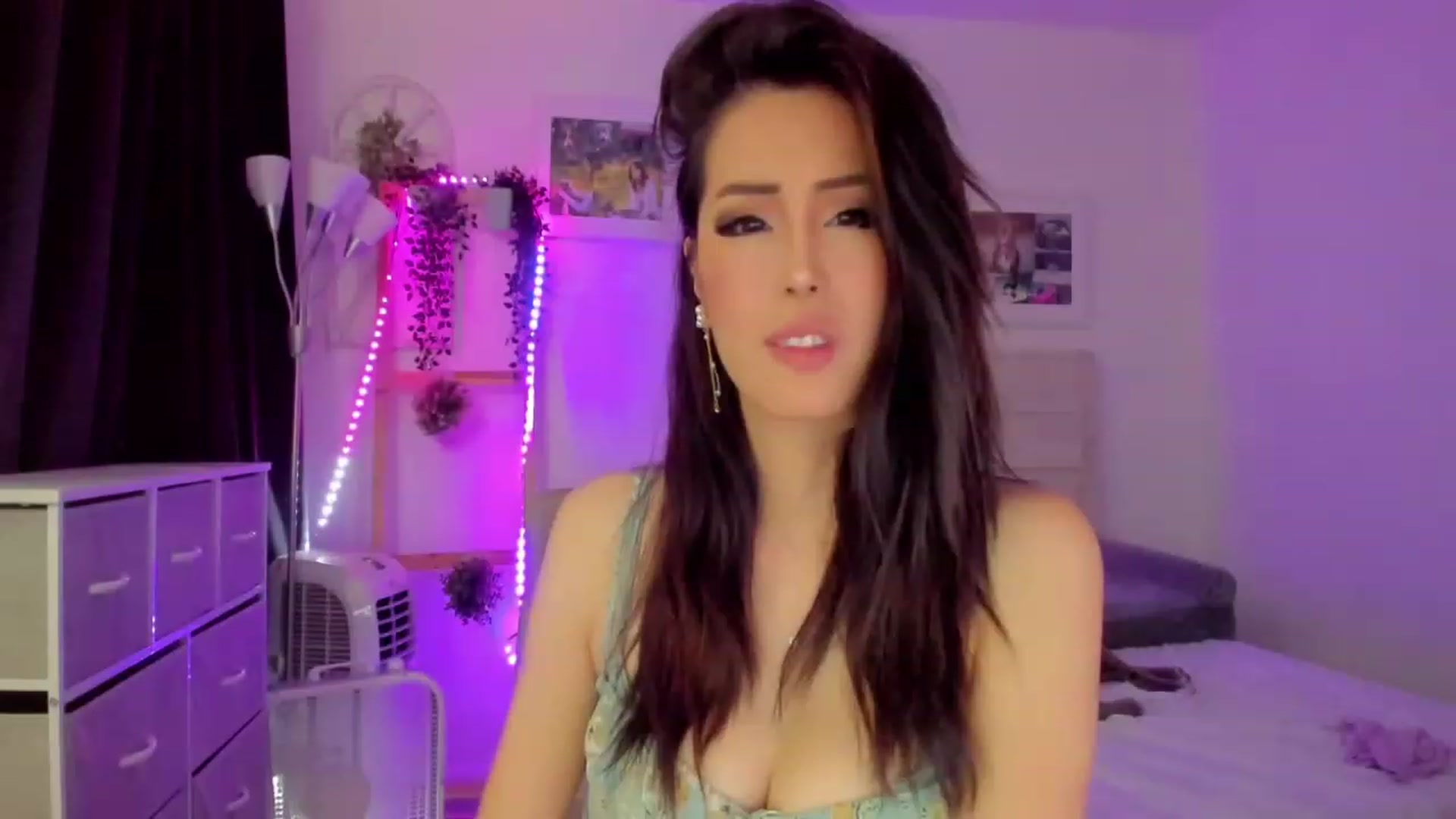 Gallery image thumbnail from Bunni_'s myfreecams stream on, 07/26/2023, 07:10 image 14 of 20