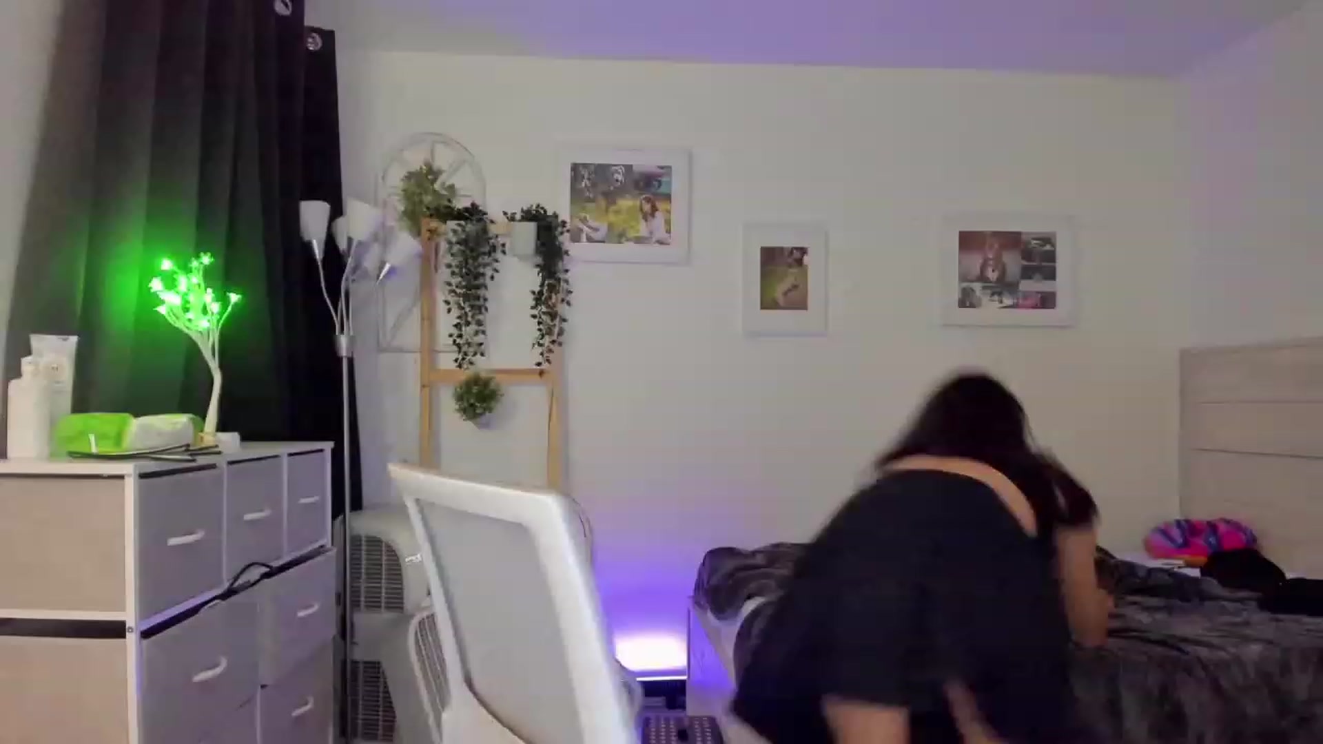 Gallery image thumbnail from Bunni_'s myfreecams stream on, 07/28/2023, 06:21 image 4 of 20