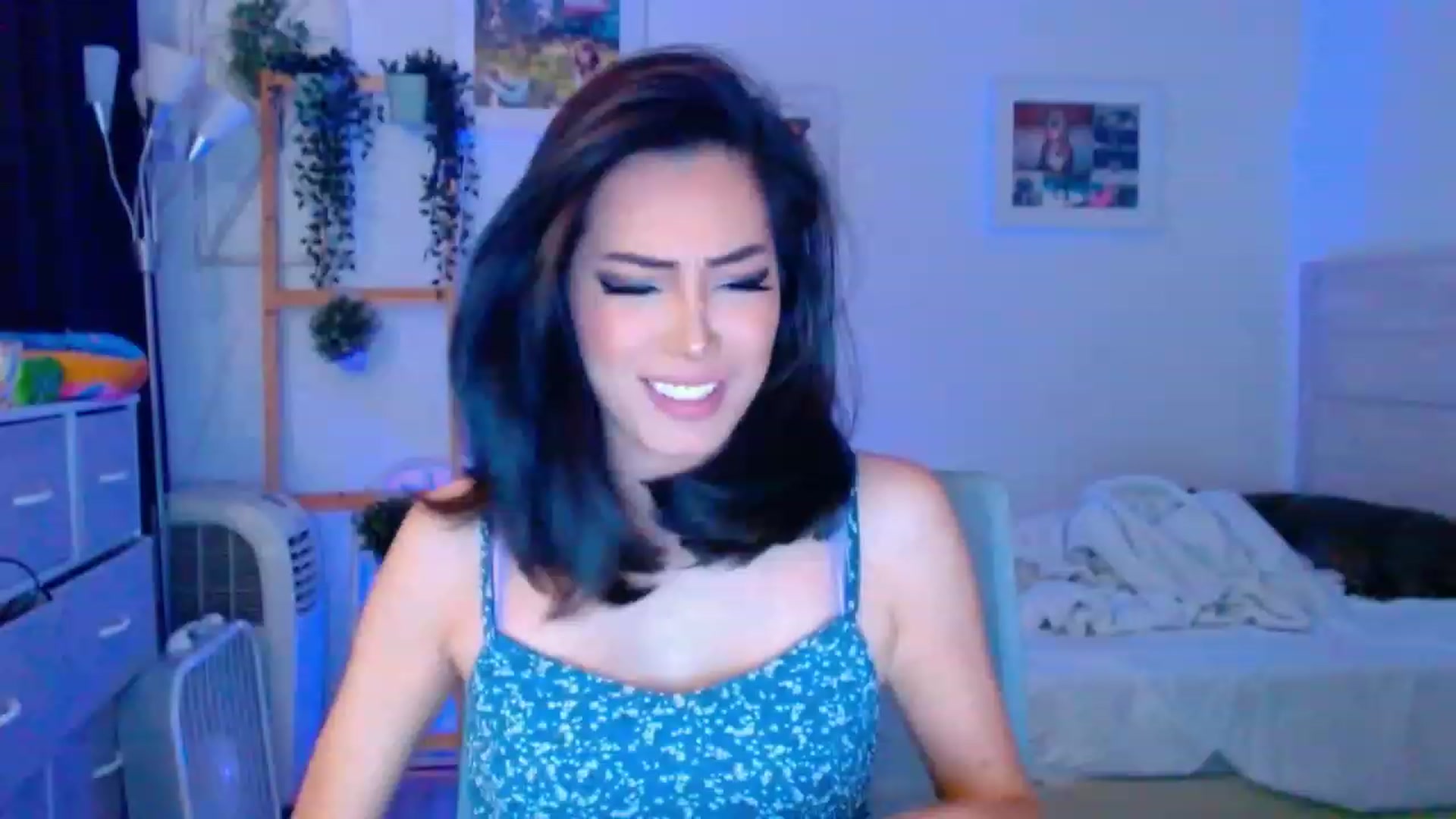 Gallery image thumbnail from Bunni_'s myfreecams stream on, 08/03/2023, 06:46 image 8 of 20