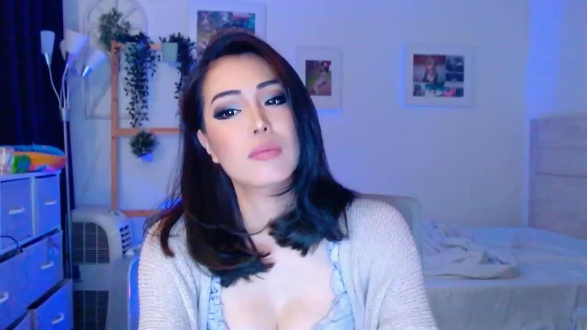 Gallery image thumbnail from Bunni_'s myfreecams stream on, 08/04/2023, 06:35 image 3 of 20