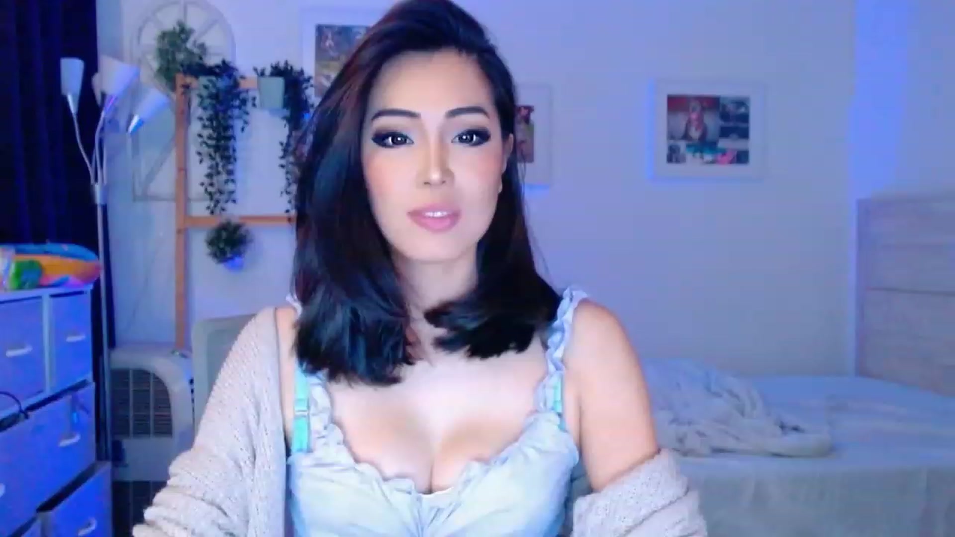 Gallery image thumbnail from Bunni_'s myfreecams stream on, 08/04/2023, 06:35 image 16 of 20