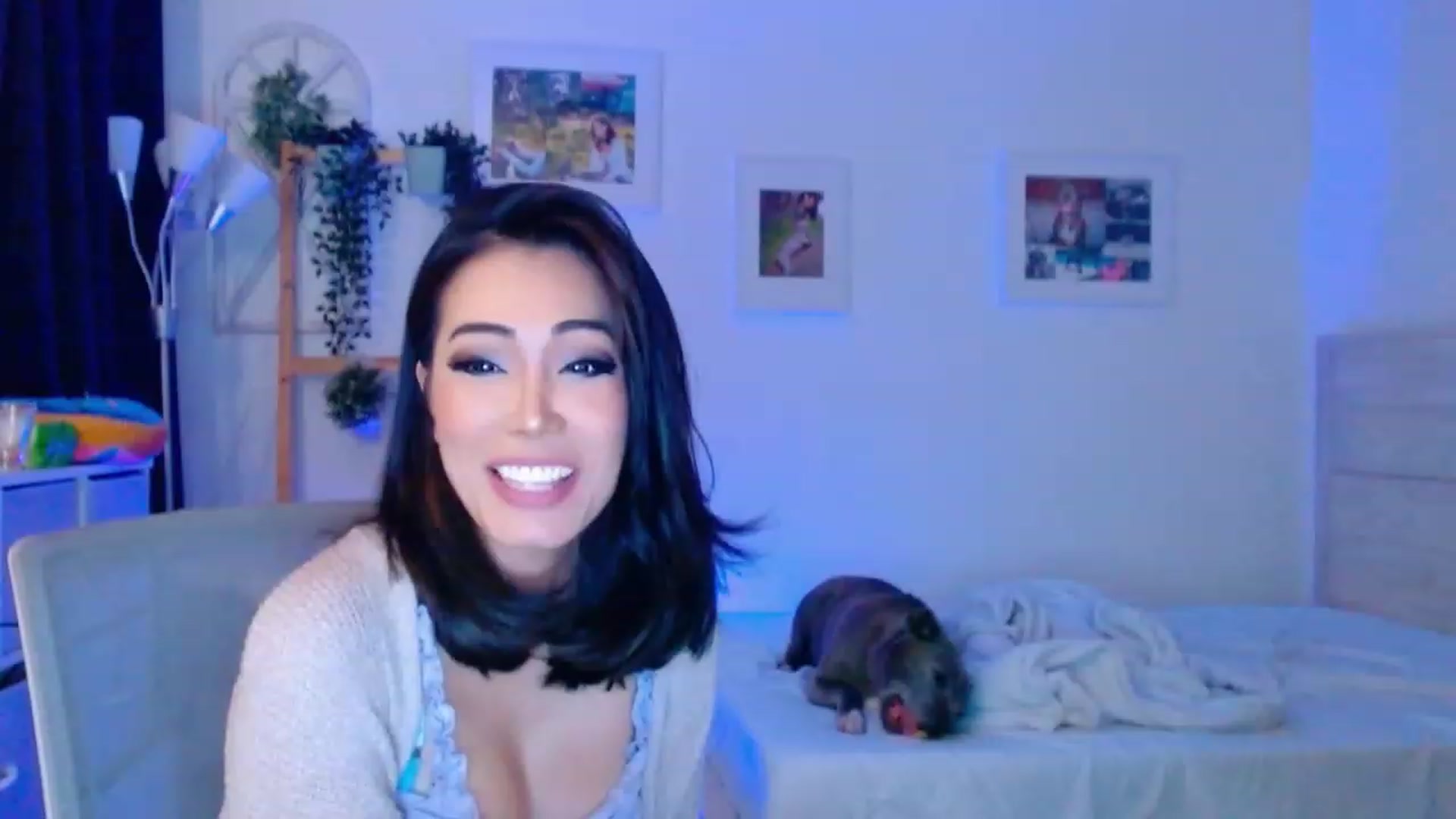 Gallery image thumbnail from Bunni_'s myfreecams stream on, 08/04/2023, 06:35 image 13 of 20