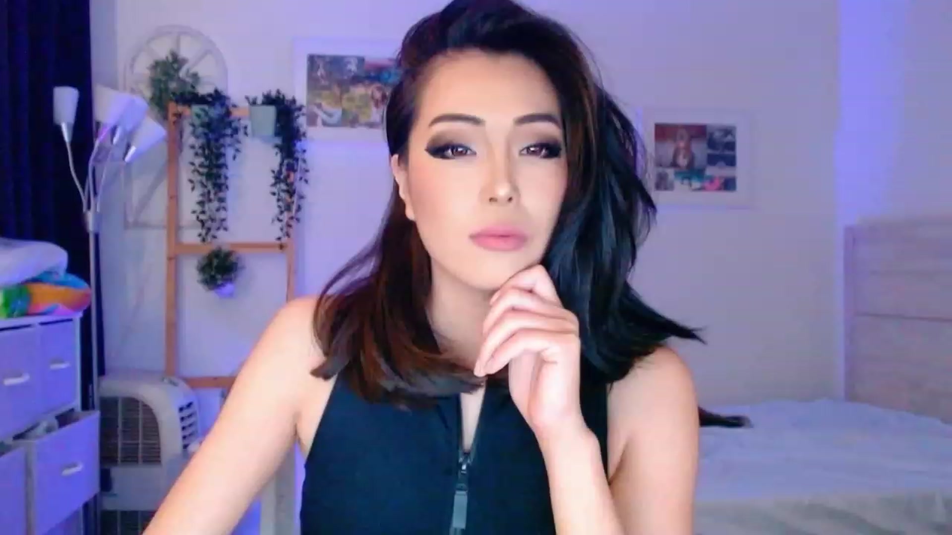 Gallery image thumbnail from Bunni_'s myfreecams stream on, 08/05/2023, 06:57 image 3 of 20