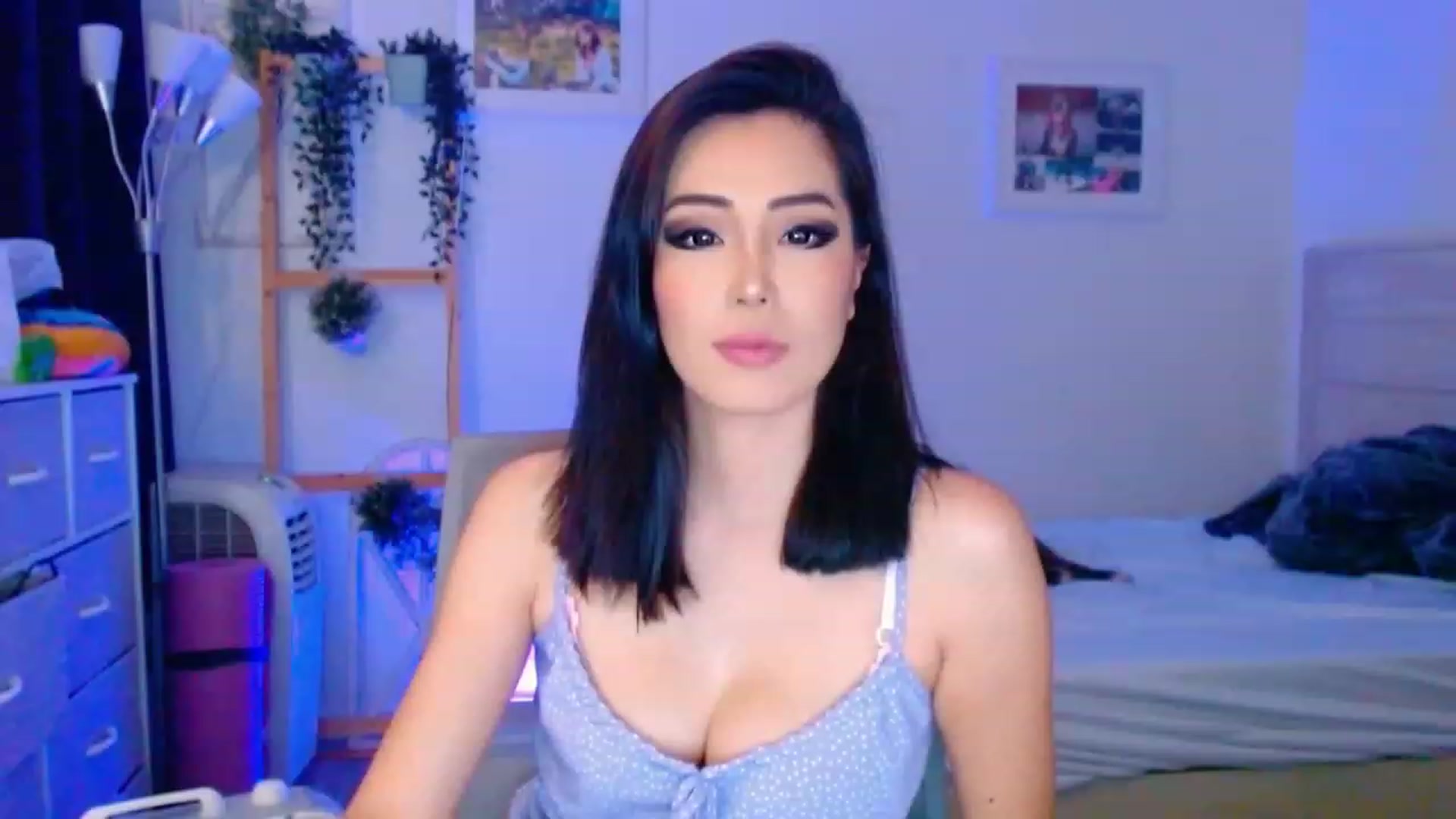 Gallery image thumbnail from Bunni_'s myfreecams stream on, 08/06/2023, 06:22 image 9 of 20