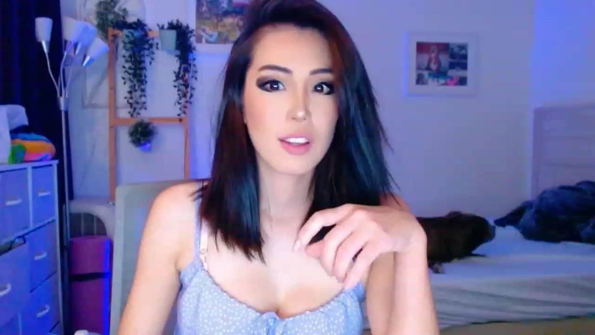Gallery image thumbnail from Bunni_'s myfreecams stream on, 08/06/2023, 06:22 image 15 of 20