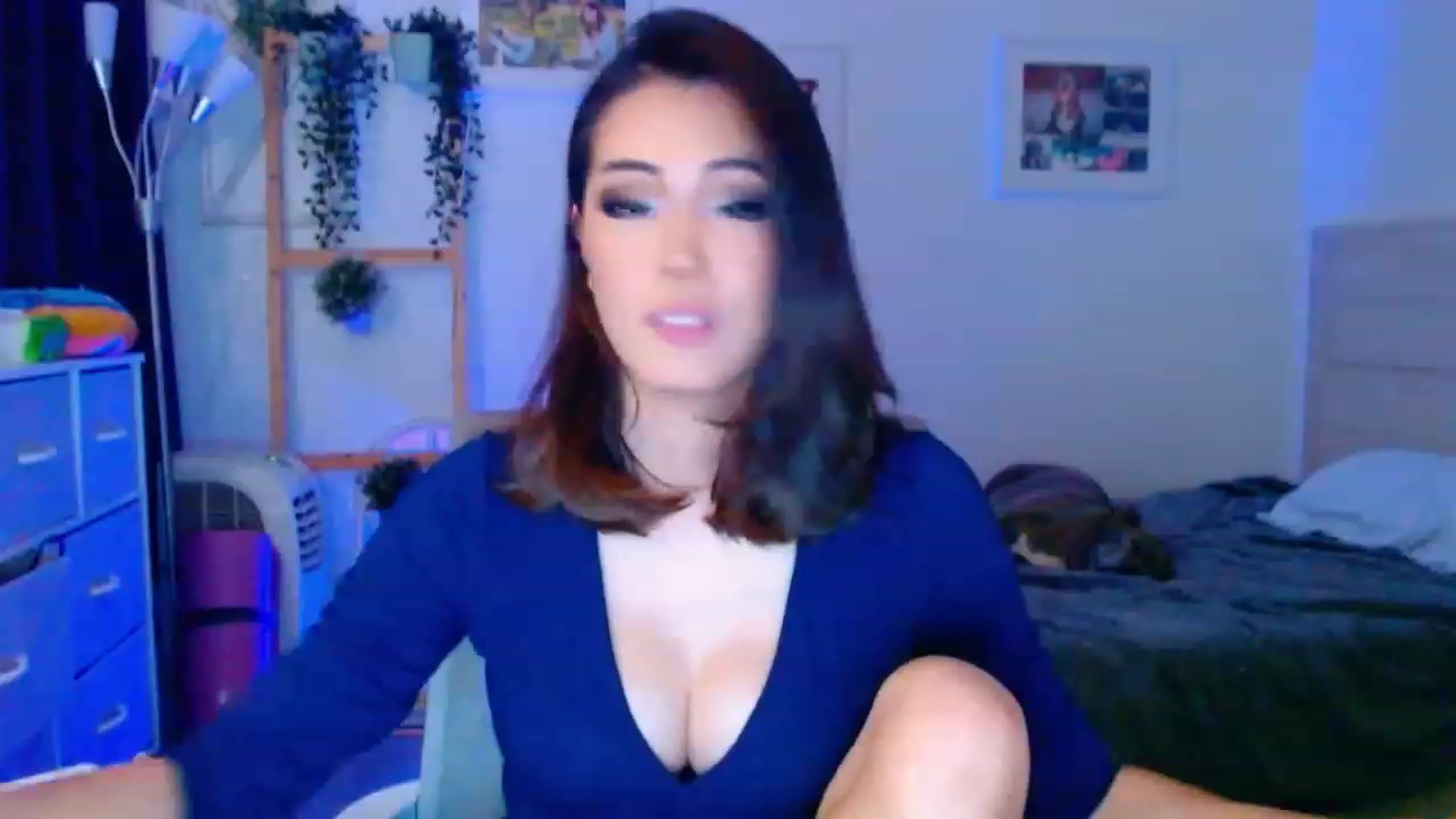Gallery image thumbnail from Bunni_'s myfreecams stream on, 08/08/2023, 06:17 image 13 of 20