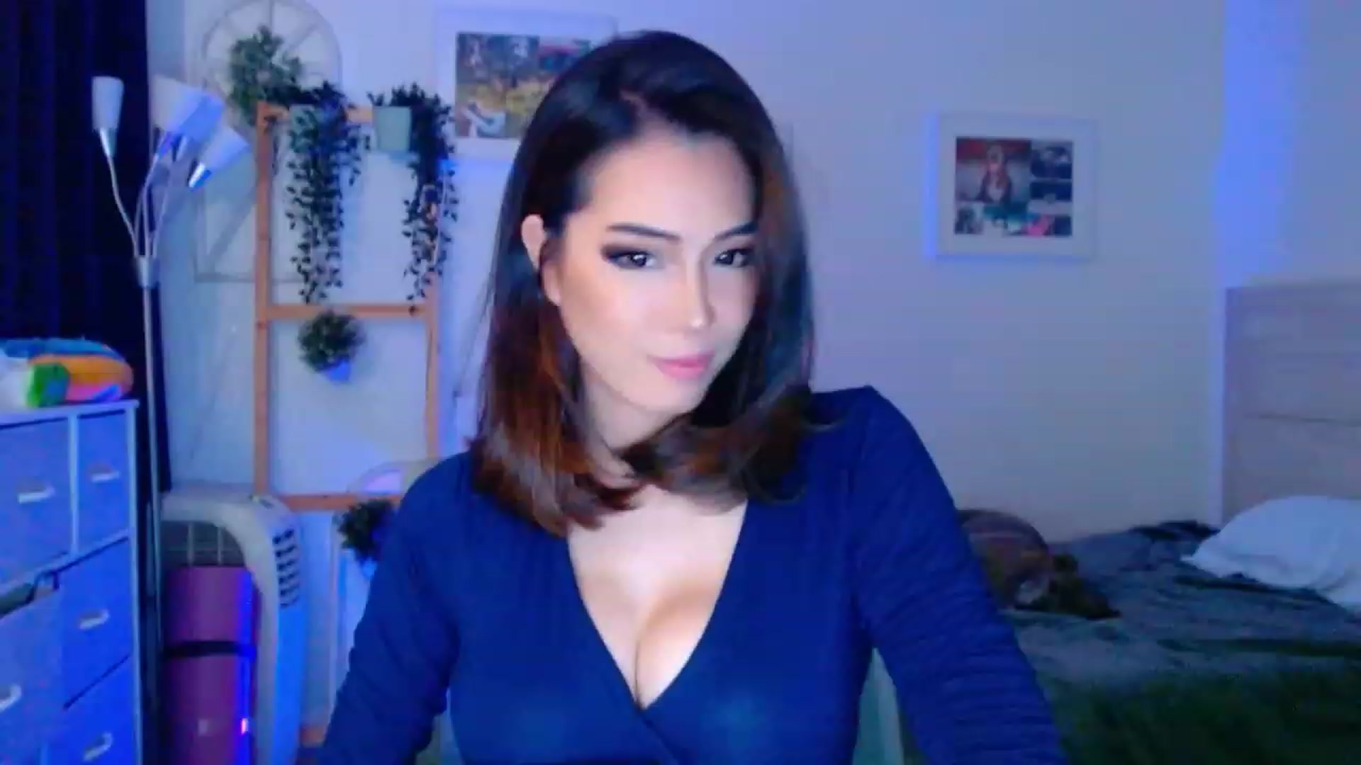 Gallery image thumbnail from Bunni_'s myfreecams stream on, 08/08/2023, 06:17 image 15 of 20