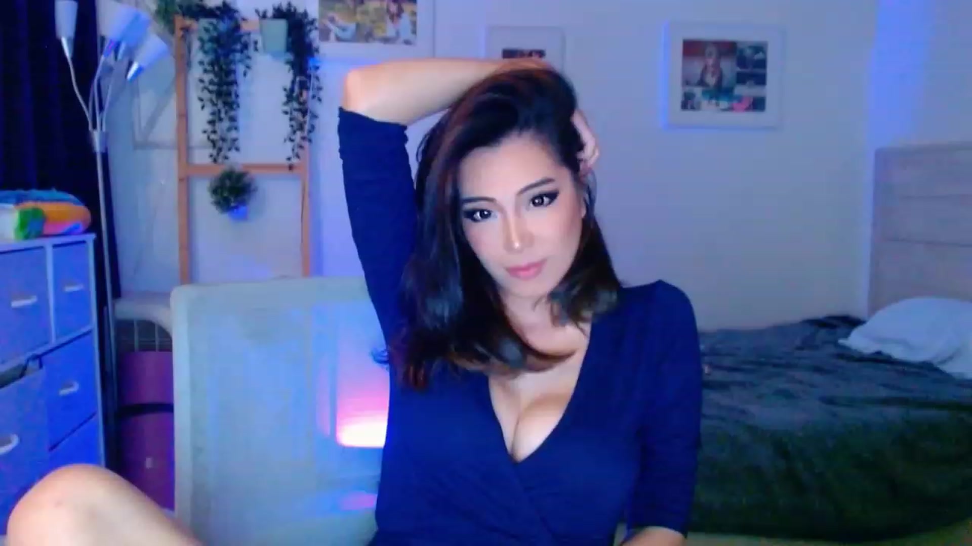 Gallery image thumbnail from Bunni_'s myfreecams stream on, 08/08/2023, 06:17 image 11 of 20
