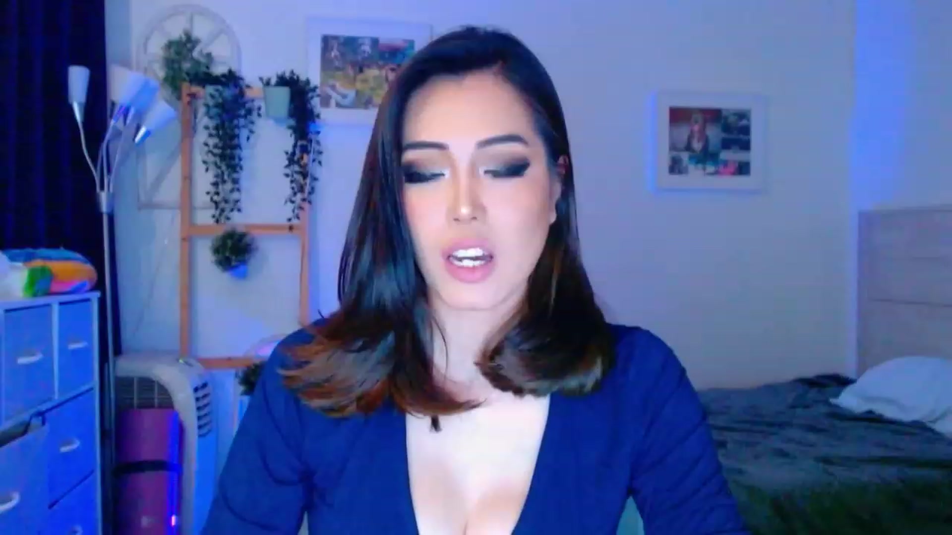 Gallery image thumbnail from Bunni_'s myfreecams stream on, 08/08/2023, 06:17 image 5 of 20