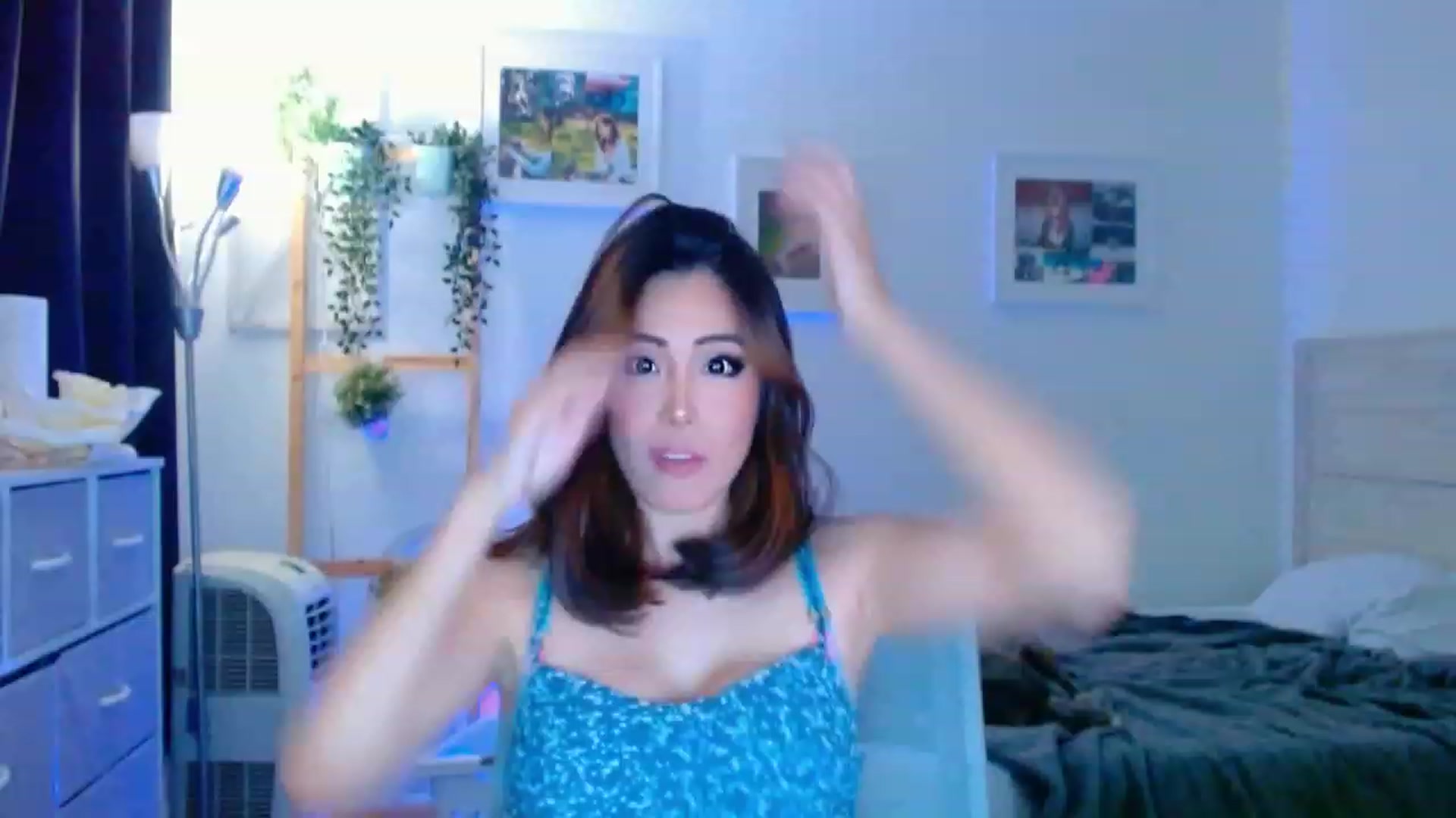 Gallery image thumbnail from Bunni_'s myfreecams stream on, 08/10/2023, 06:37 image 3 of 20