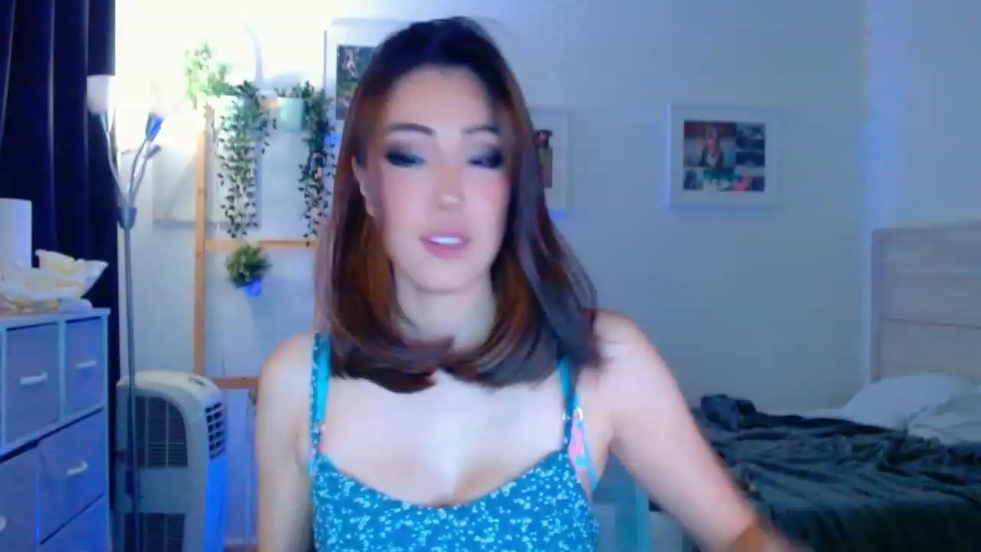 Gallery image thumbnail from Bunni_'s myfreecams stream on, 08/10/2023, 06:37 image 7 of 20
