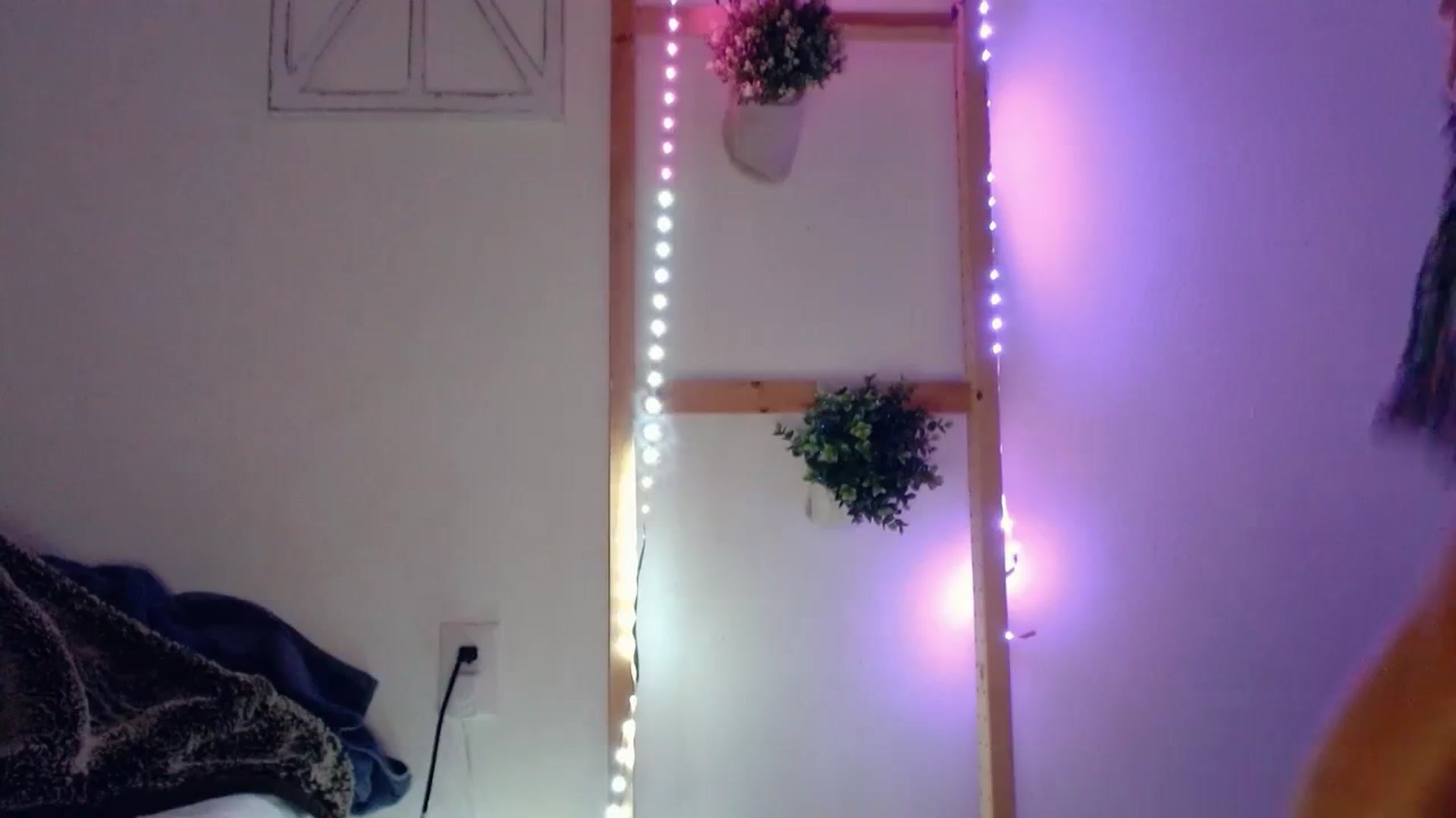 Gallery image thumbnail from Bunni_'s myfreecams stream on, 08/17/2023, 06:54 image 15 of 20