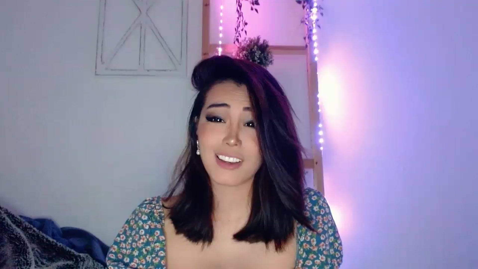 Gallery image thumbnail from Bunni_'s myfreecams stream on, 08/17/2023, 06:54 image 13 of 20