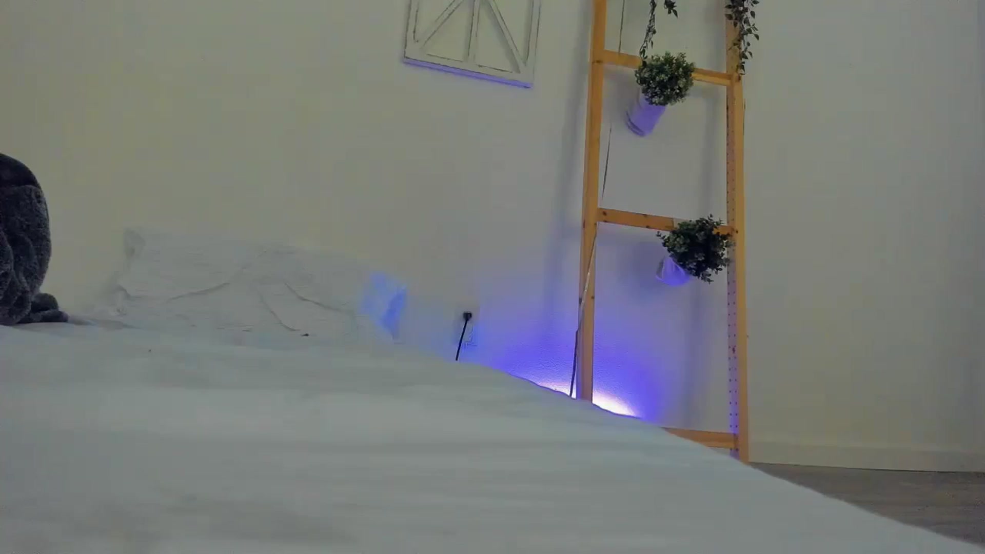 Gallery image thumbnail from Bunni_'s myfreecams stream on, 08/18/2023, 06:02 image 2 of 20
