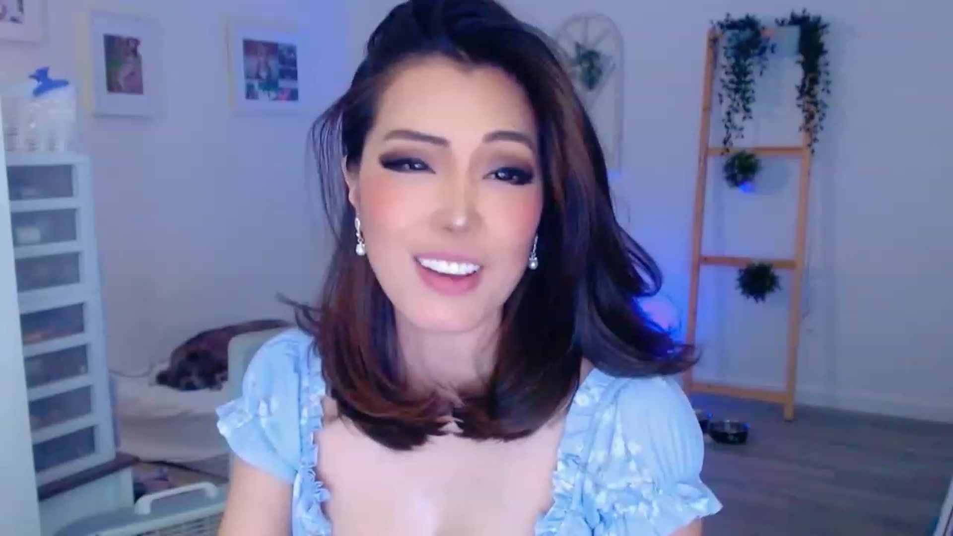 Gallery image thumbnail from Bunni_'s myfreecams stream on, 08/21/2023, 07:37 image 20 of 20