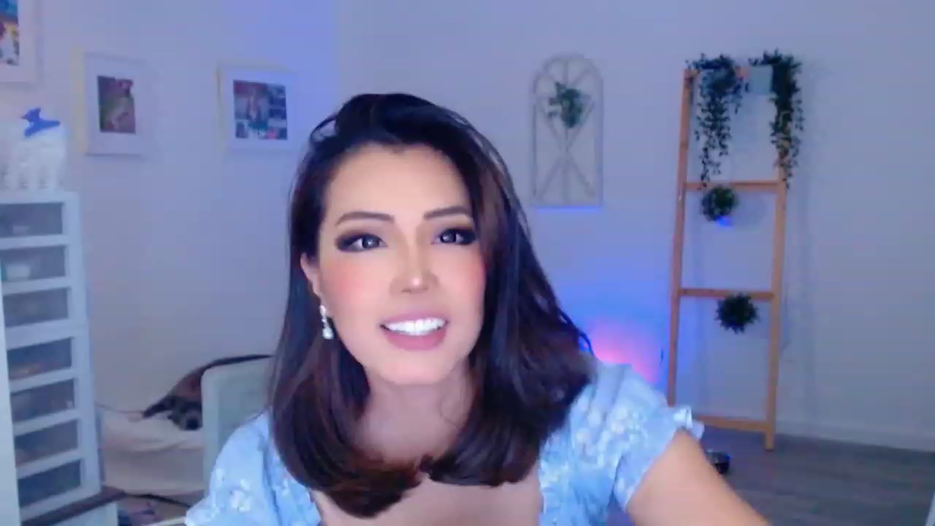 Gallery image thumbnail from Bunni_'s myfreecams stream on, 08/21/2023, 07:37 image 1 of 20
