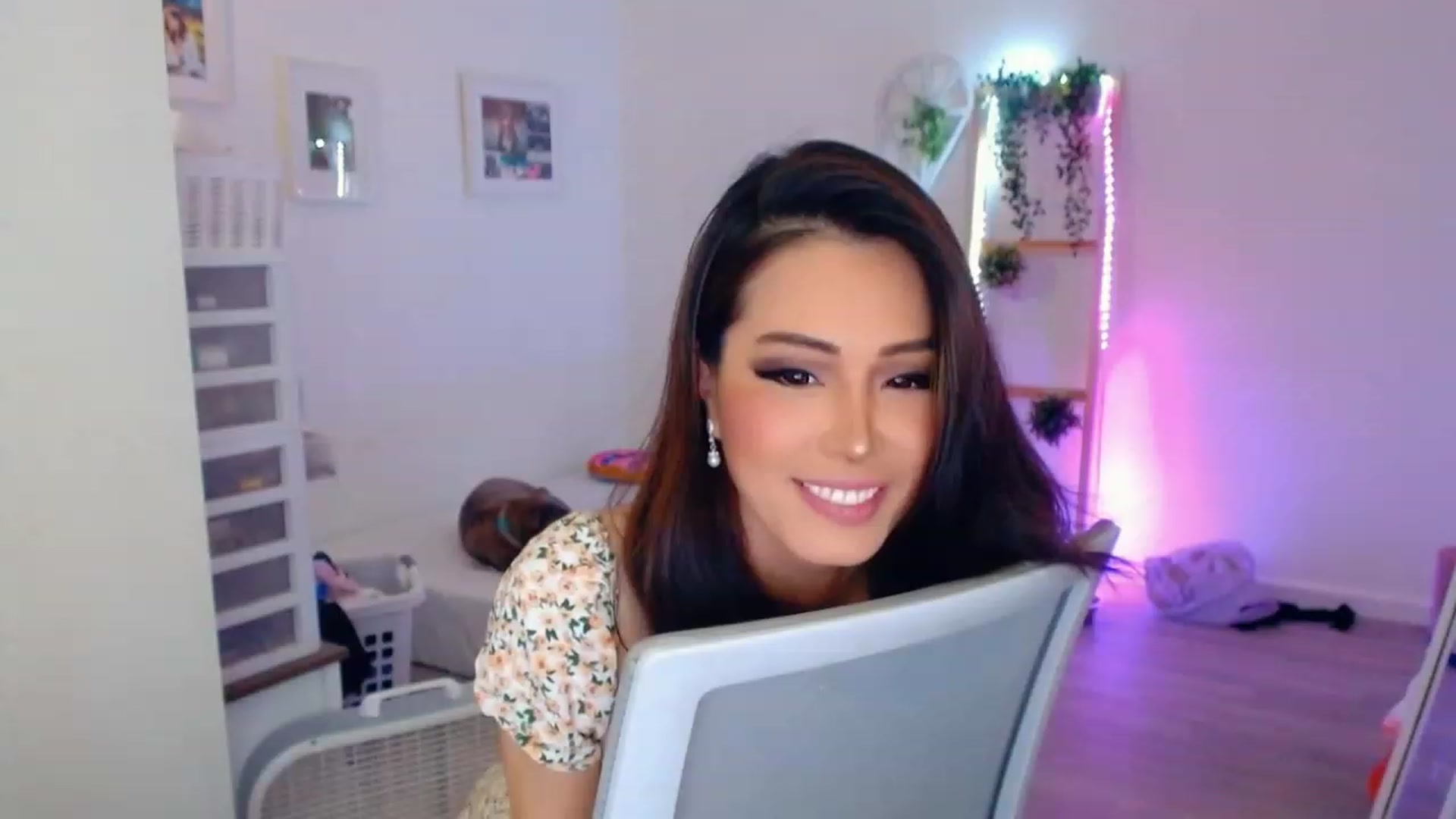 Gallery image thumbnail from Bunni_'s myfreecams stream on, 08/24/2023, 06:30 image 3 of 20