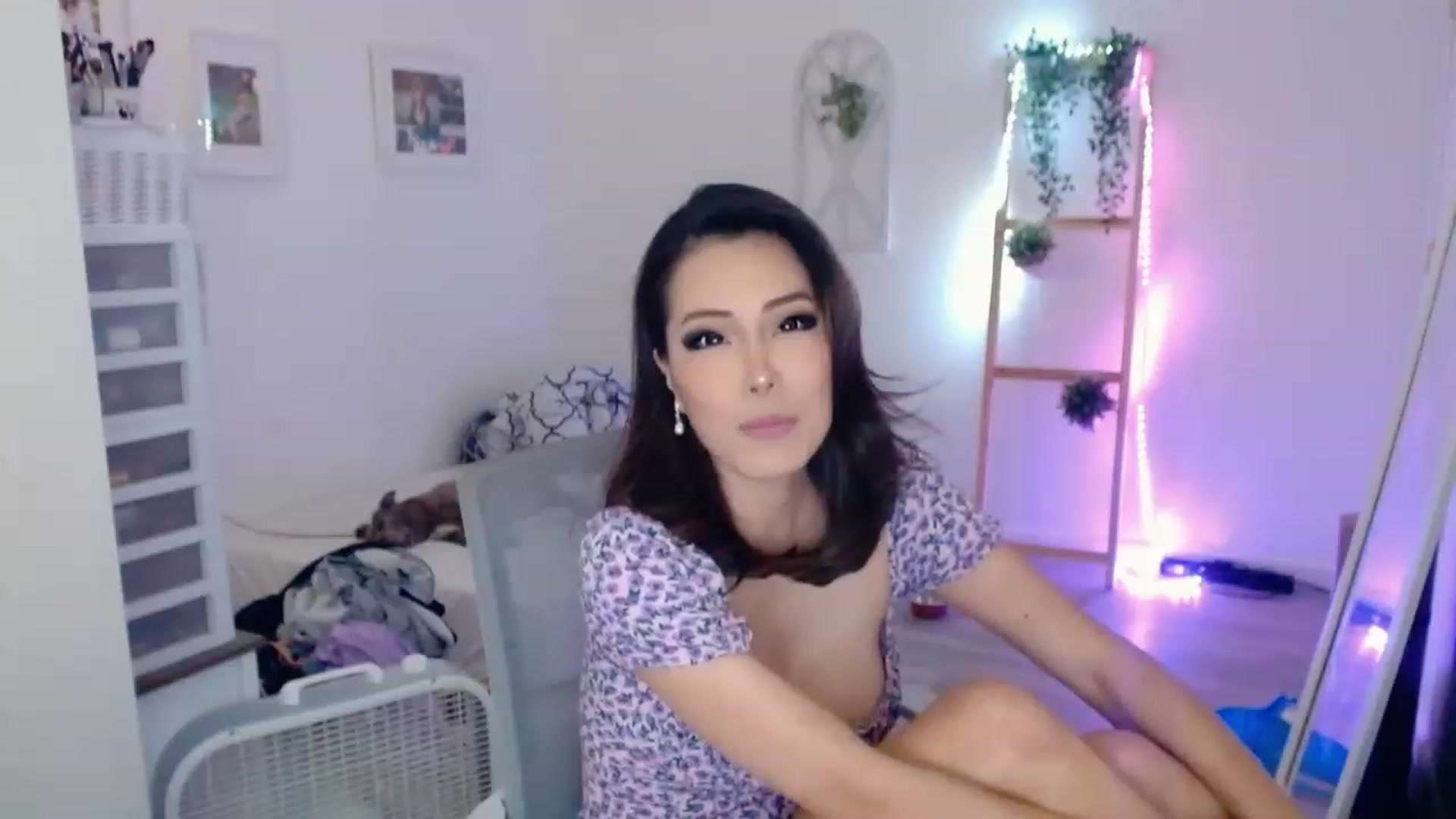 Gallery image thumbnail from Bunni_'s myfreecams stream on, 08/26/2023, 07:19 image 16 of 20