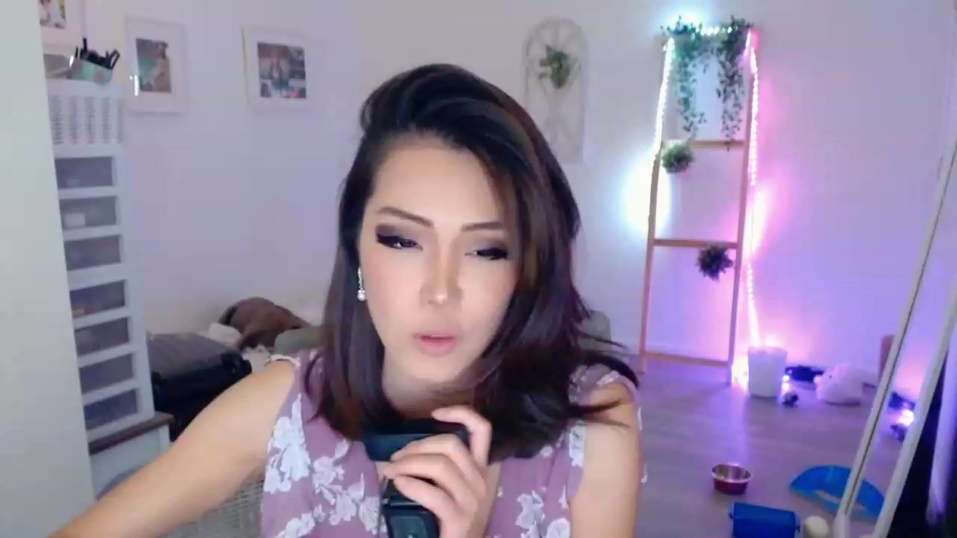 Gallery image thumbnail from Bunni_'s myfreecams stream on, 08/27/2023, 06:15 image 16 of 20