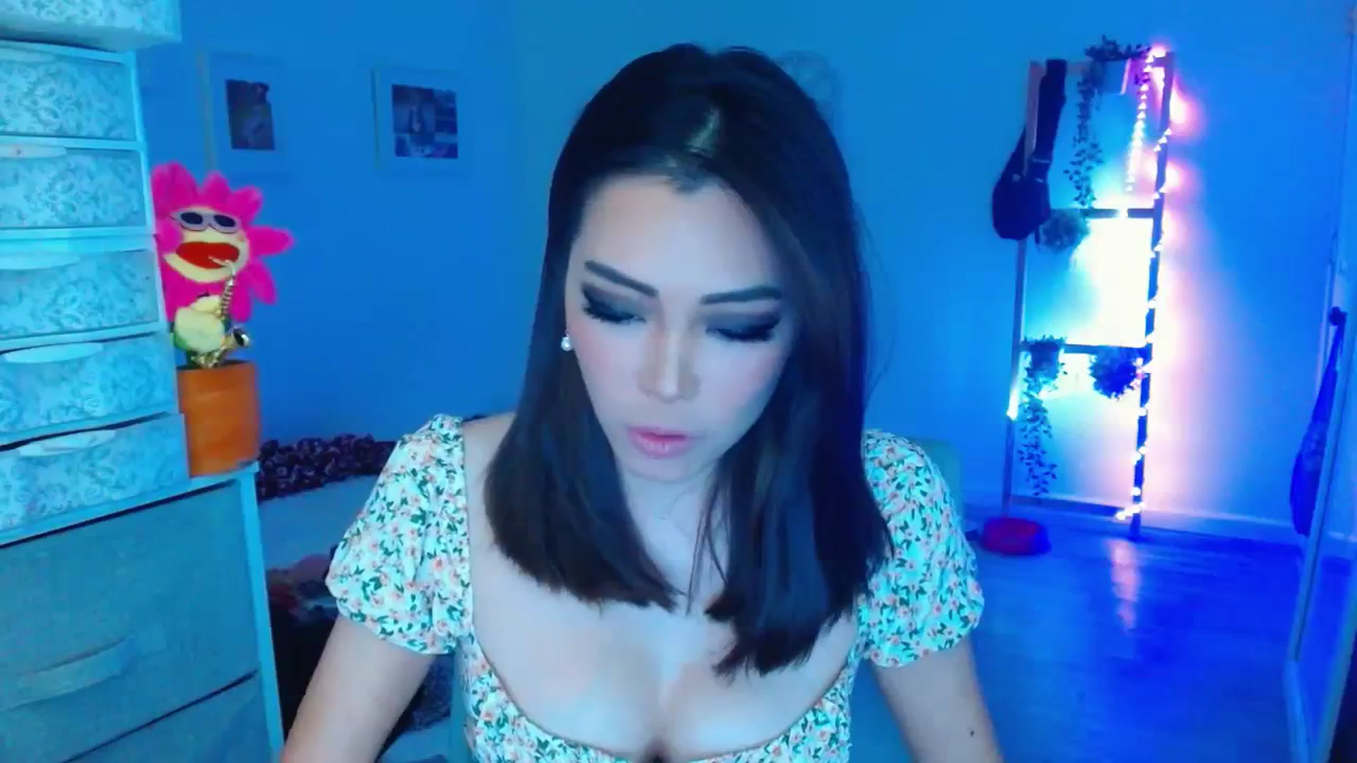 Gallery image thumbnail from Bunni_'s myfreecams stream on, 10/03/2023, 06:54 image 4 of 20