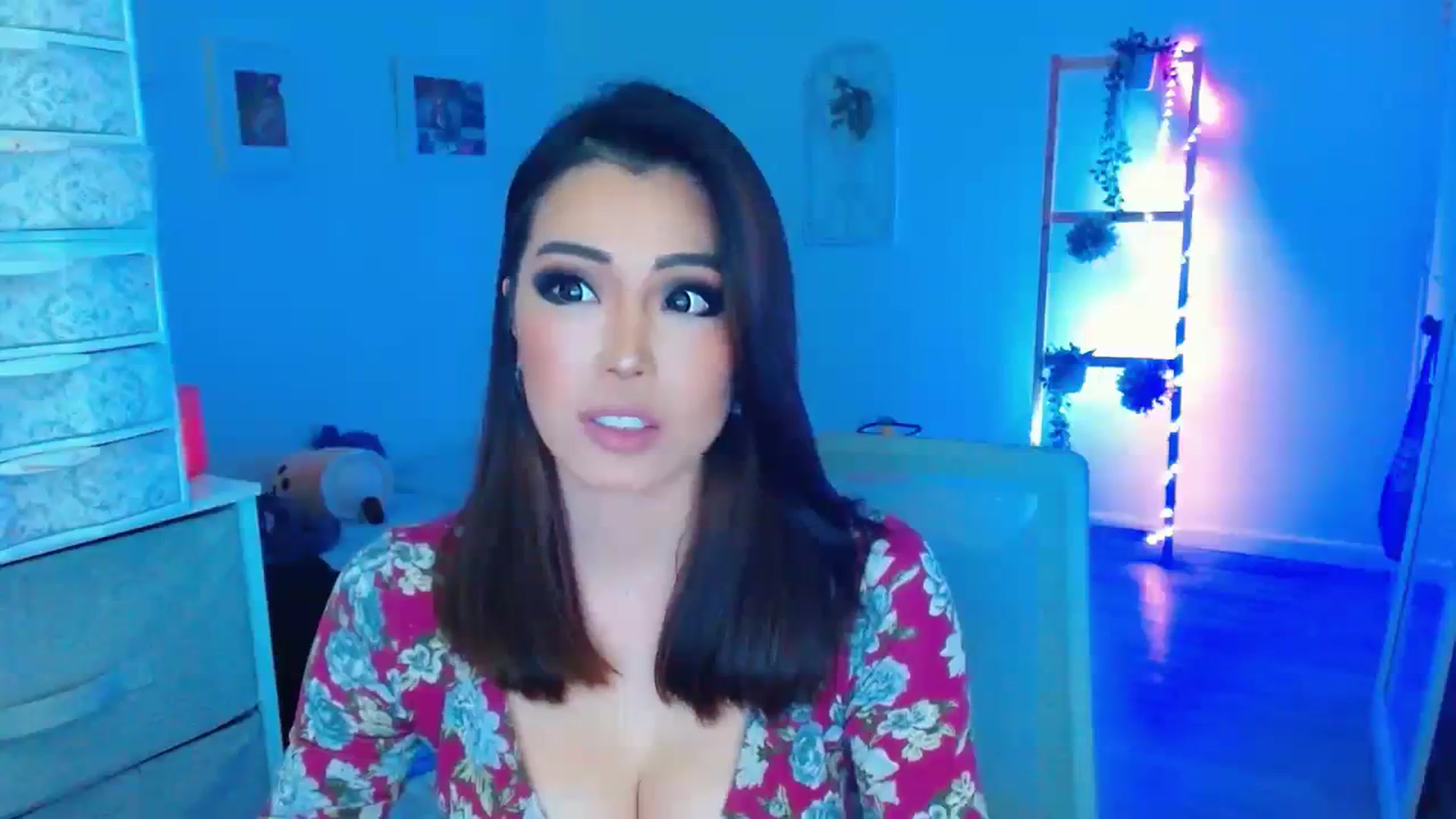 Gallery image thumbnail from Bunni_'s myfreecams stream on, 10/04/2023, 05:56 image 7 of 20