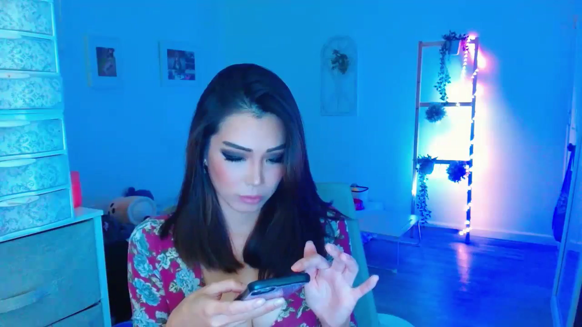 Gallery image thumbnail from Bunni_'s myfreecams stream on, 10/04/2023, 05:56 image 15 of 20