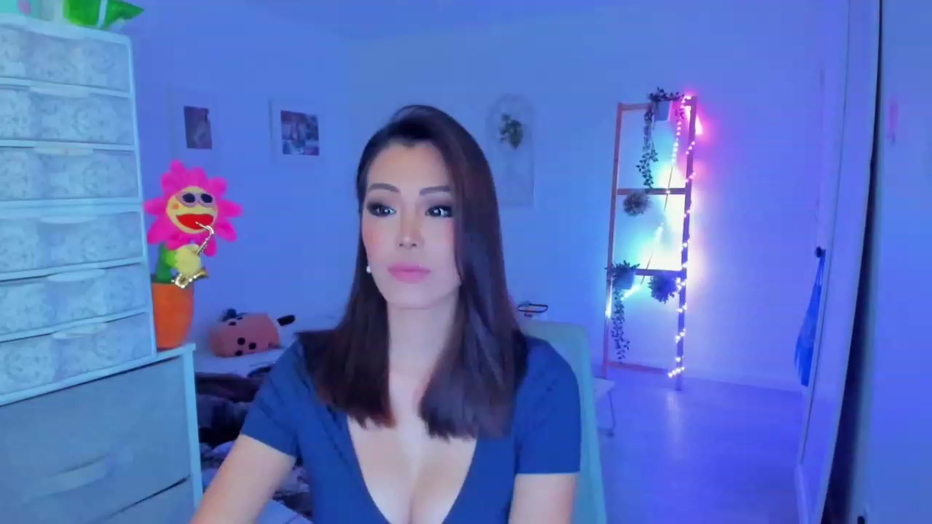 Gallery image thumbnail from Bunni_'s myfreecams stream on, 10/05/2023, 06:19 image 7 of 20