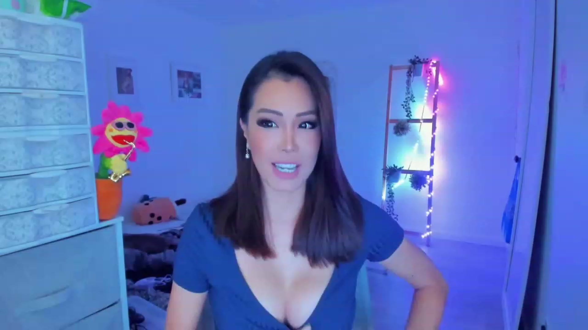 Gallery image thumbnail from Bunni_'s myfreecams stream on, 10/05/2023, 06:19 image 9 of 20