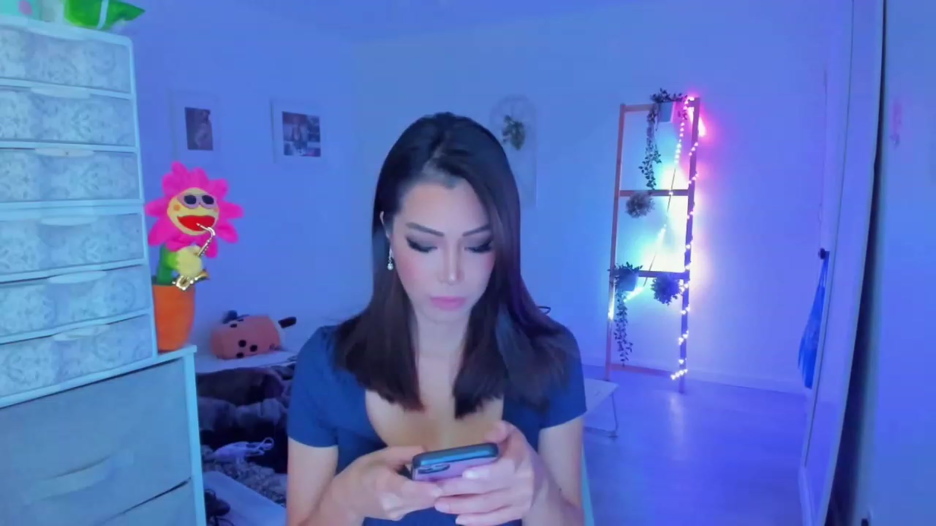 Gallery image thumbnail from Bunni_'s myfreecams stream on, 10/05/2023, 06:19 image 11 of 20