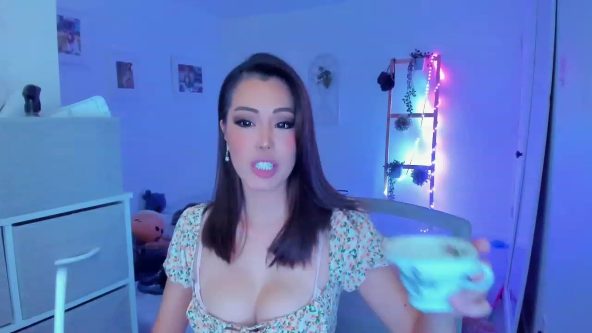 Gallery image thumbnail from Bunni_'s myfreecams stream on, 10/06/2023, 06:21 image 7 of 20