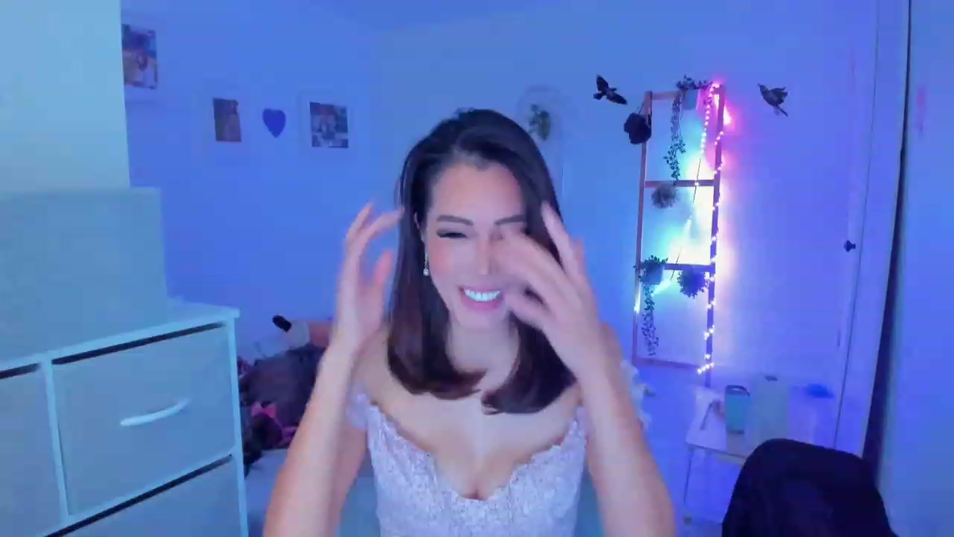 Gallery image thumbnail from Bunni_'s myfreecams stream on, 10/07/2023, 06:30 image 18 of 20
