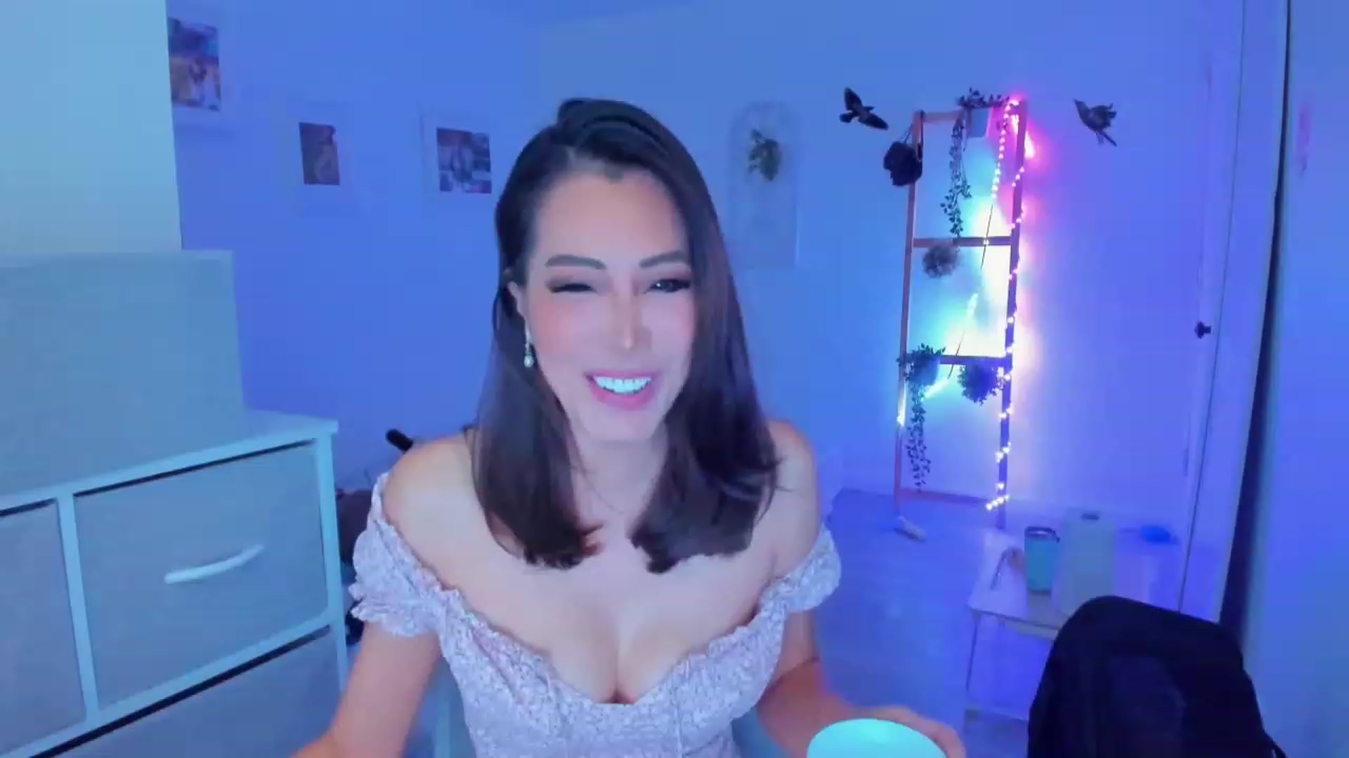 Gallery image thumbnail from Bunni_'s myfreecams stream on, 10/07/2023, 06:30 image 7 of 20