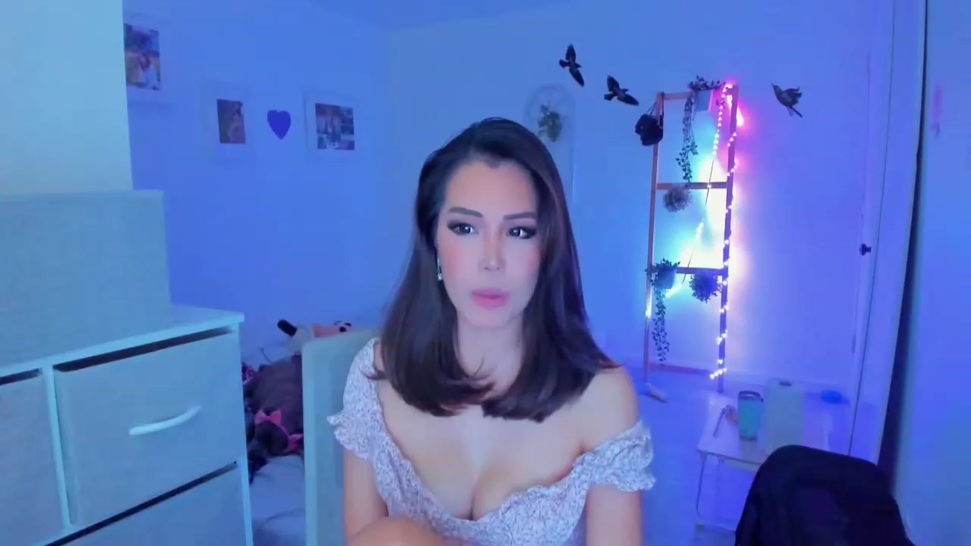 Gallery image thumbnail from Bunni_'s myfreecams stream on, 10/07/2023, 07:03 image 1 of 20