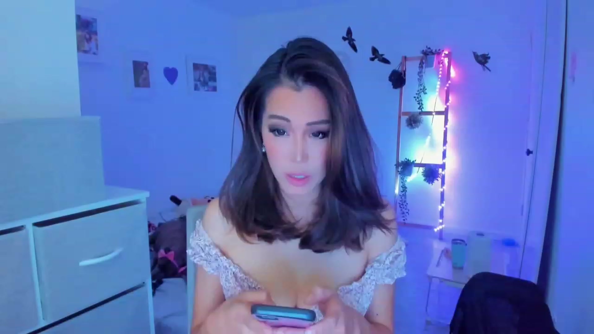 Gallery image thumbnail from Bunni_'s myfreecams stream on, 10/07/2023, 07:03 image 4 of 20