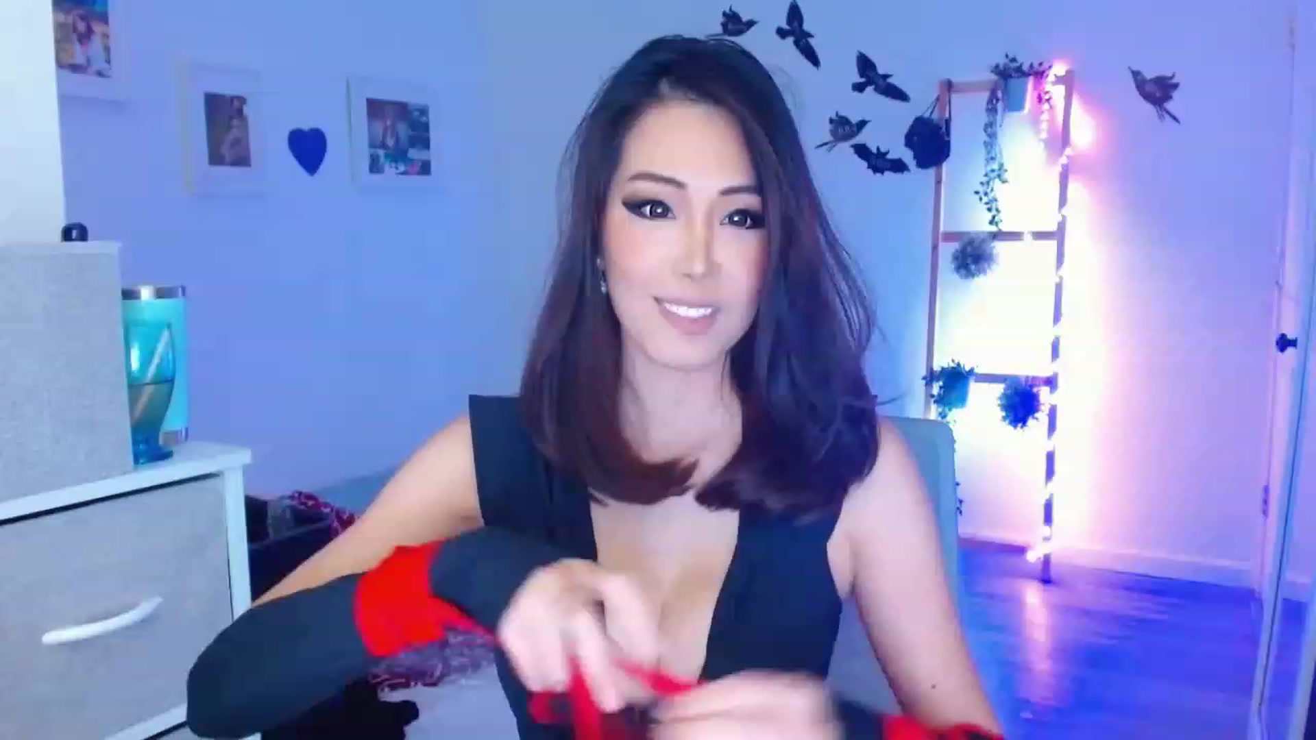 Gallery image thumbnail from Bunni_'s myfreecams stream on, 10/08/2023, 05:28 image 13 of 20