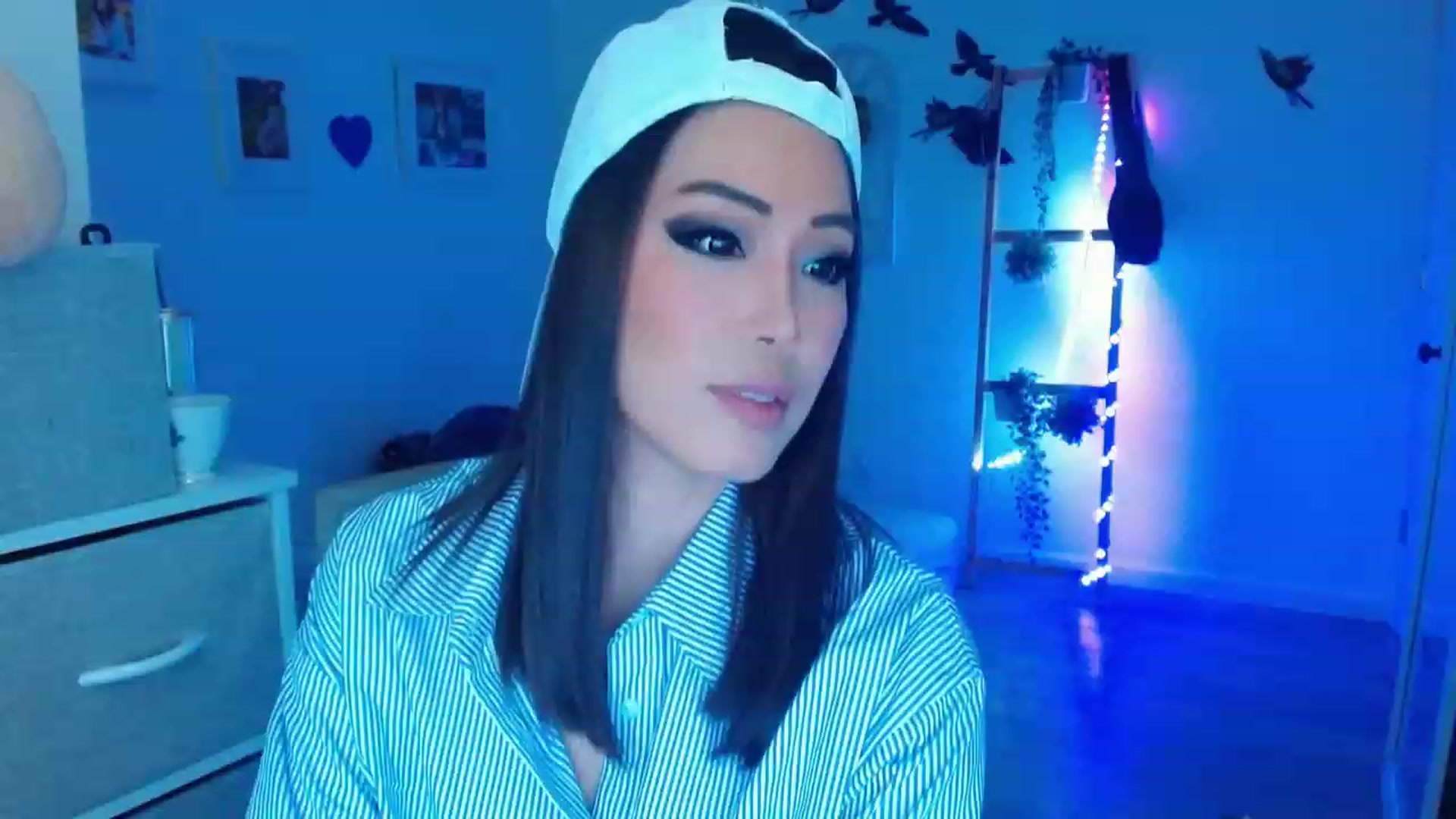 Gallery image thumbnail from Bunni_'s myfreecams stream on, 10/09/2023, 06:51 image 3 of 20