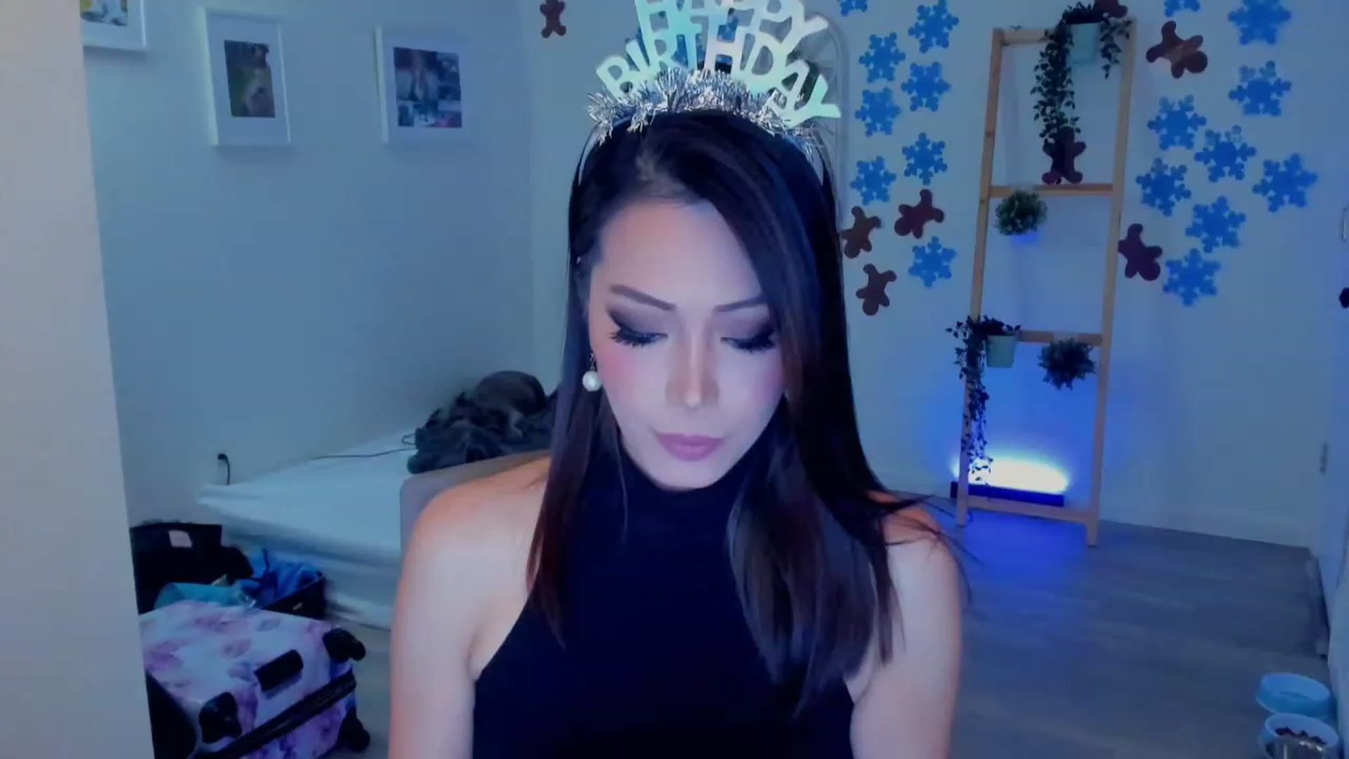 Gallery image thumbnail from Bunni_'s myfreecams stream on, 11/24/2023, 06:18 image 14 of 20