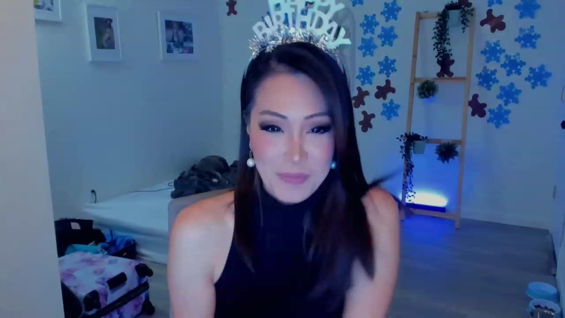 Gallery image thumbnail from Bunni_'s myfreecams stream on, 11/24/2023, 06:18 image 17 of 20